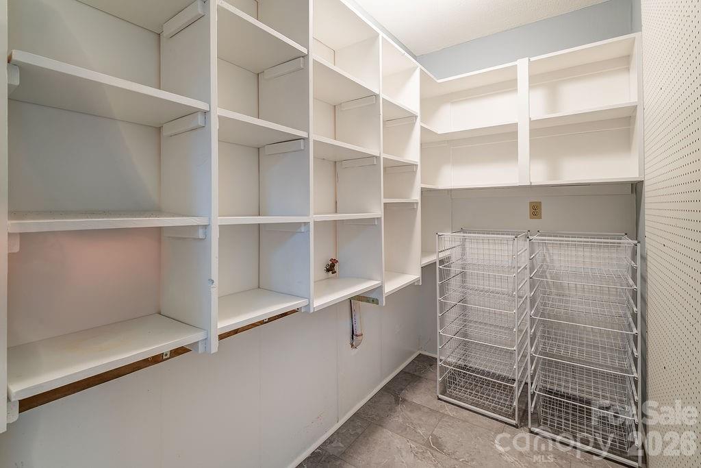 14 High Valley Estates Drive #20 — Alexander