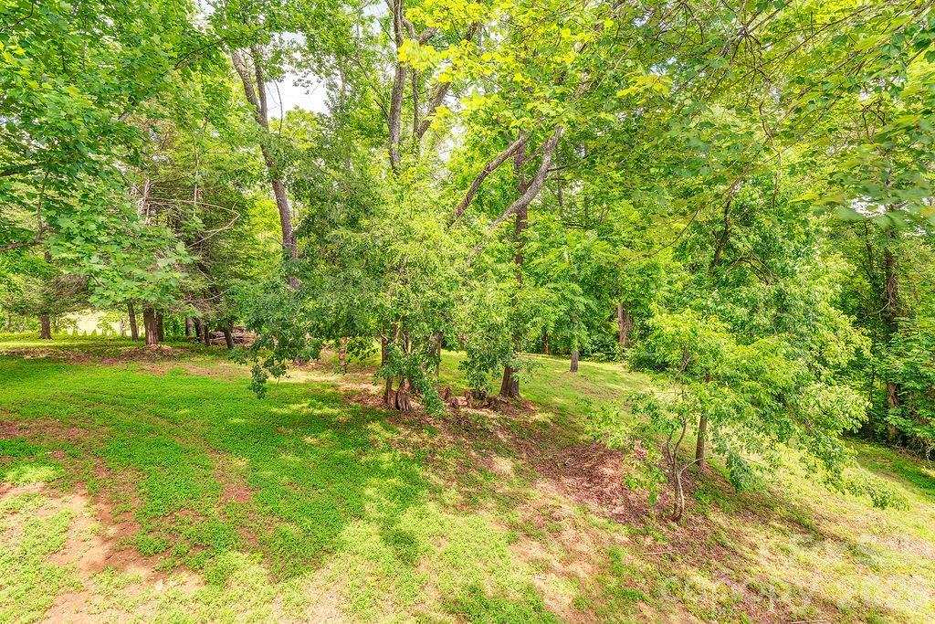 14 High Valley Estates Drive #20 — Alexander
