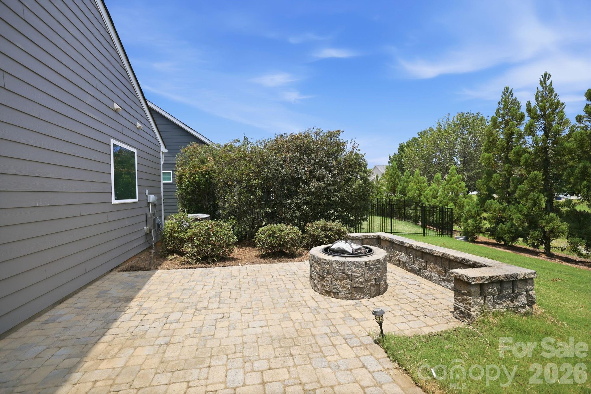 1002 Heritage Pointe None — Indian Trail