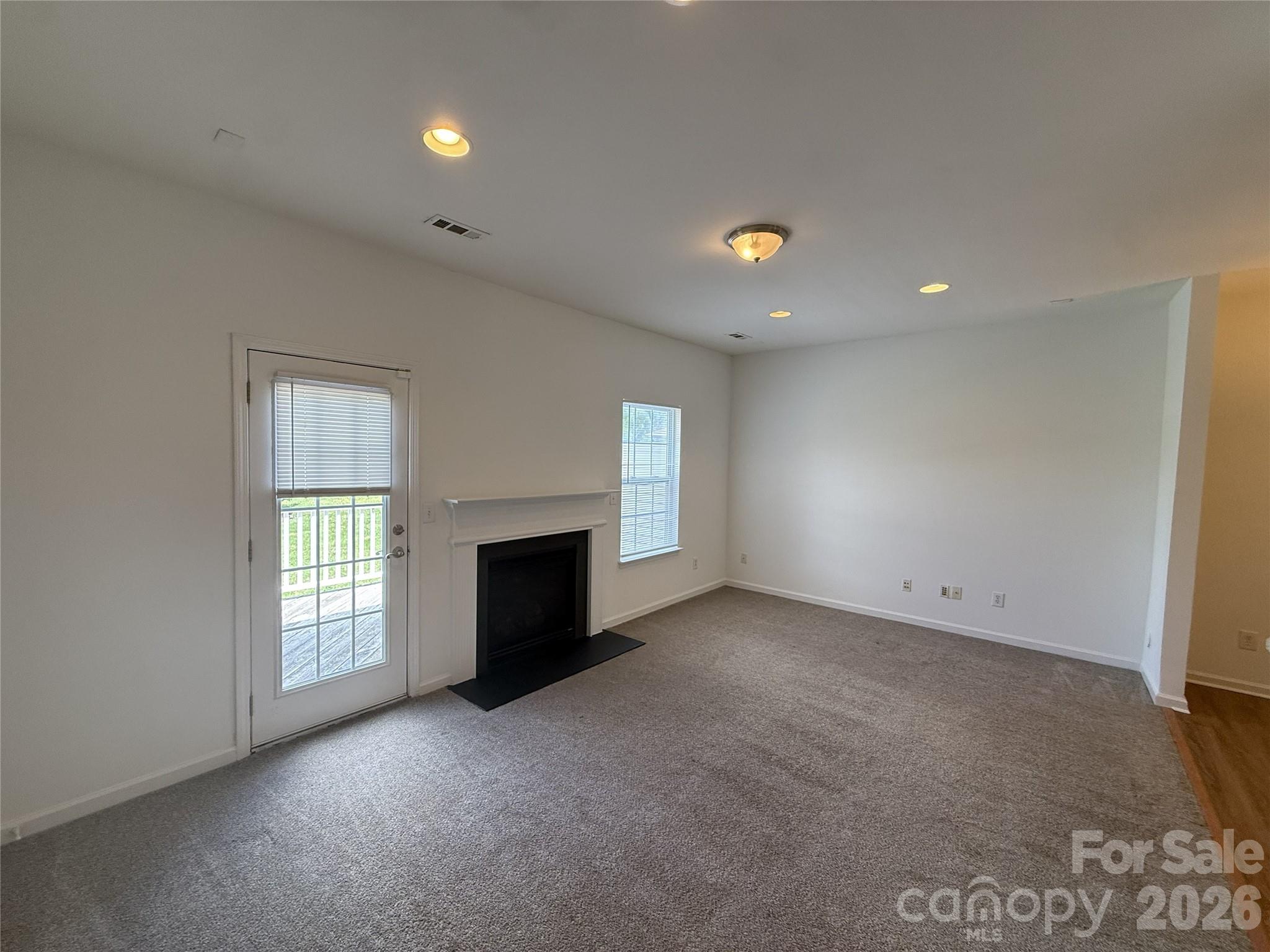 9956 Kings Parade Boulevard — Charlotte