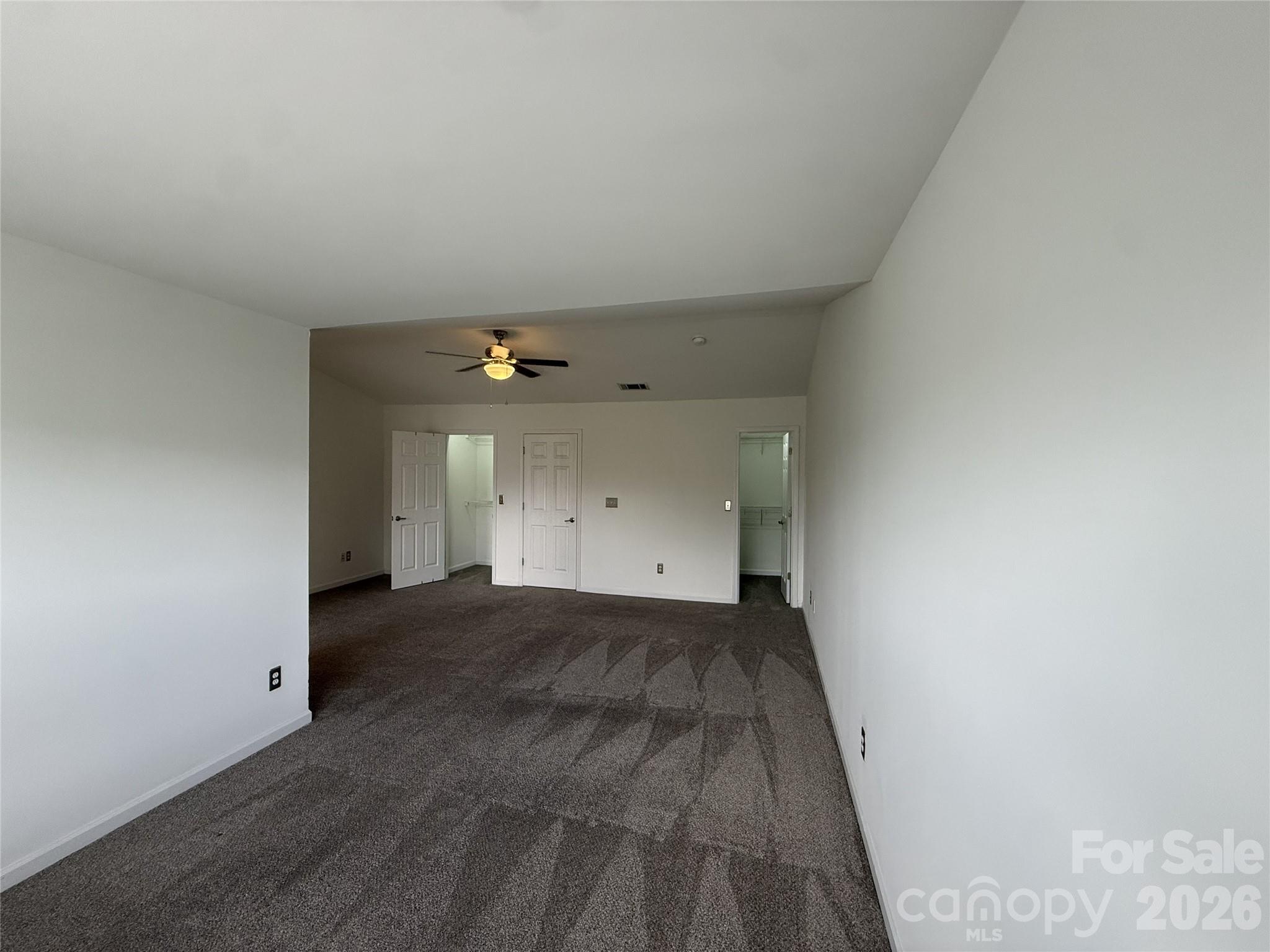 9956 Kings Parade Boulevard — Charlotte