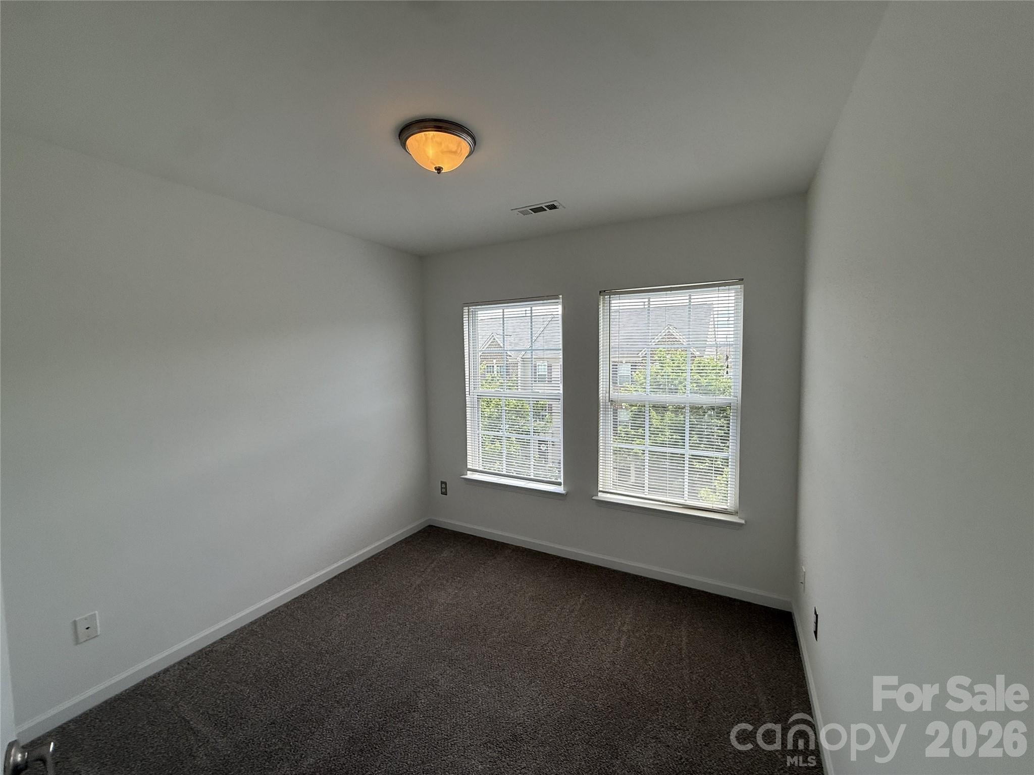 9956 Kings Parade Boulevard — Charlotte