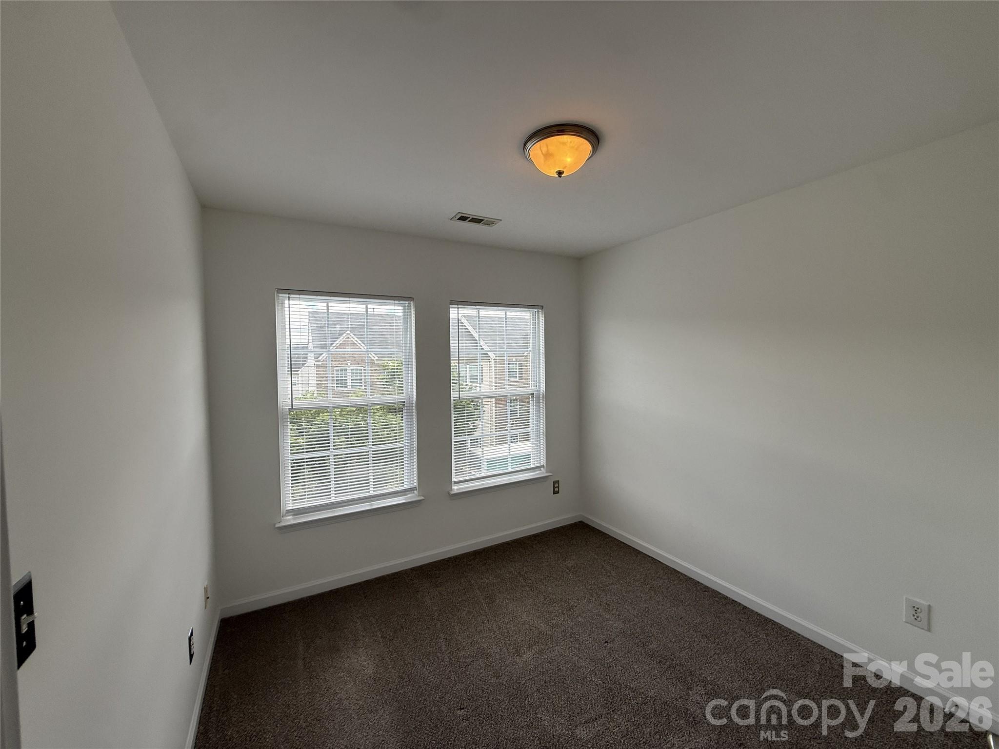 9956 Kings Parade Boulevard — Charlotte