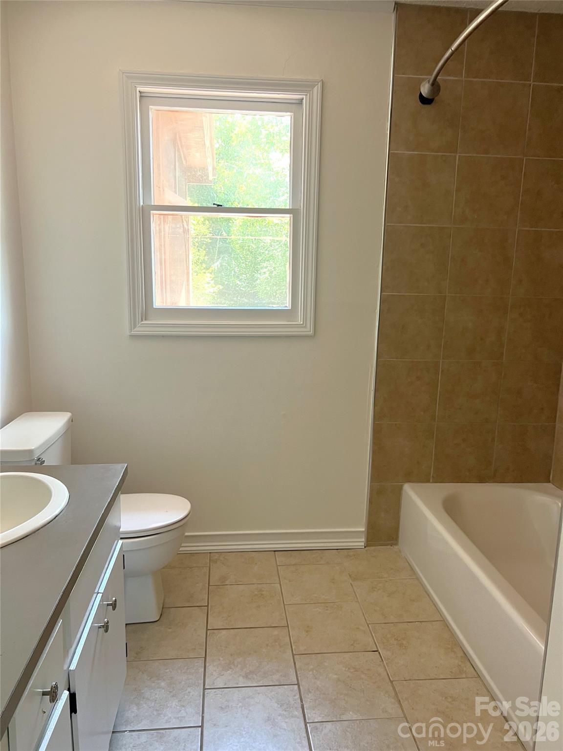 305 Forest Hill Street — Morganton