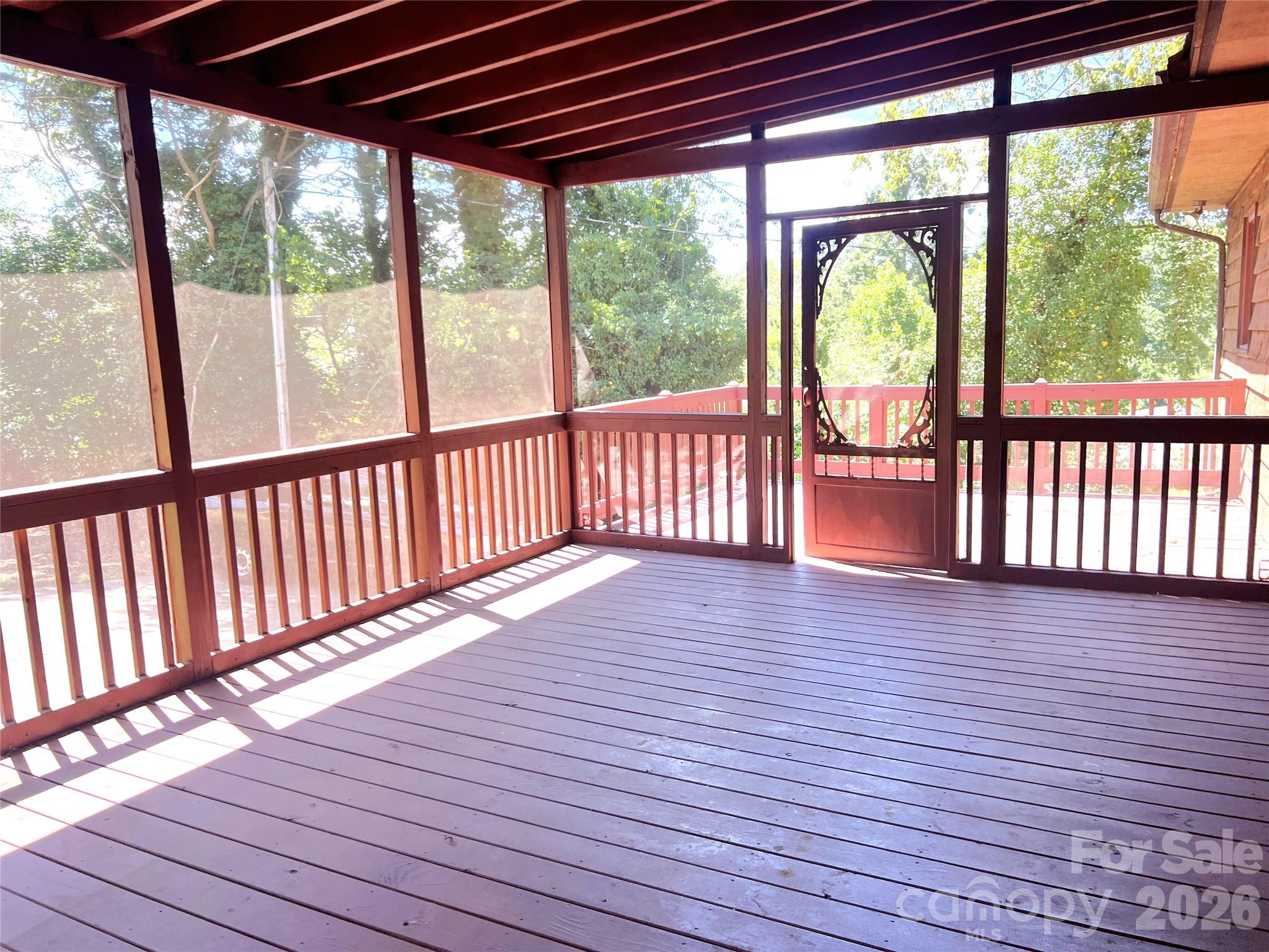 305 Forest Hill Street — Morganton