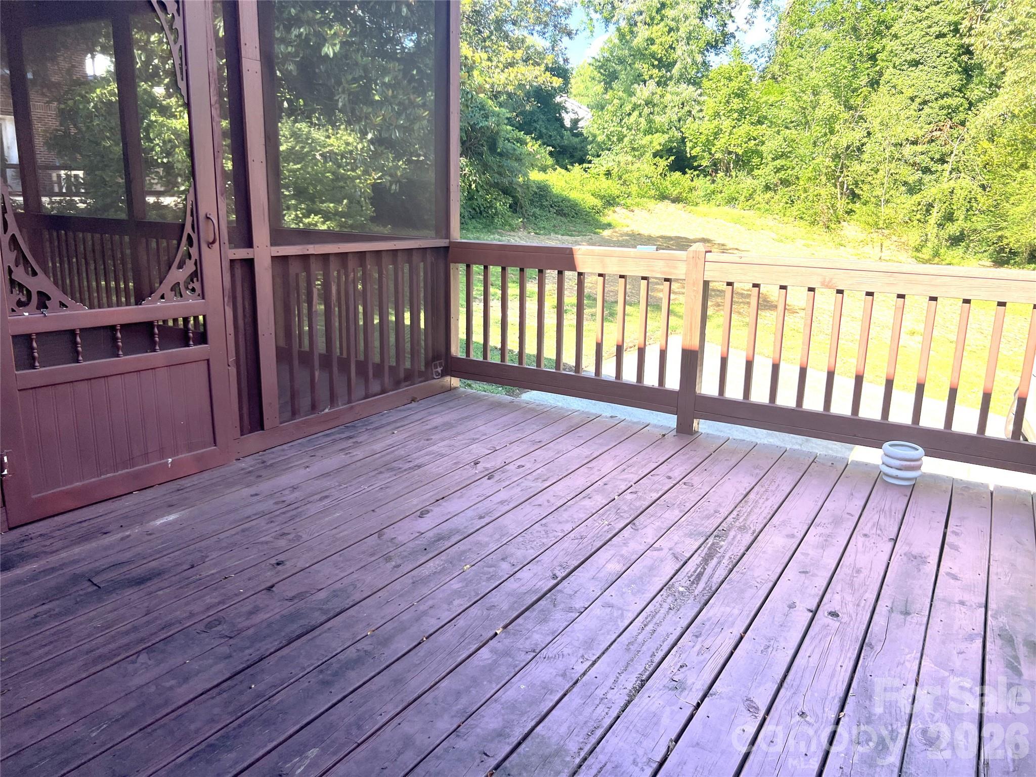 305 Forest Hill Street — Morganton