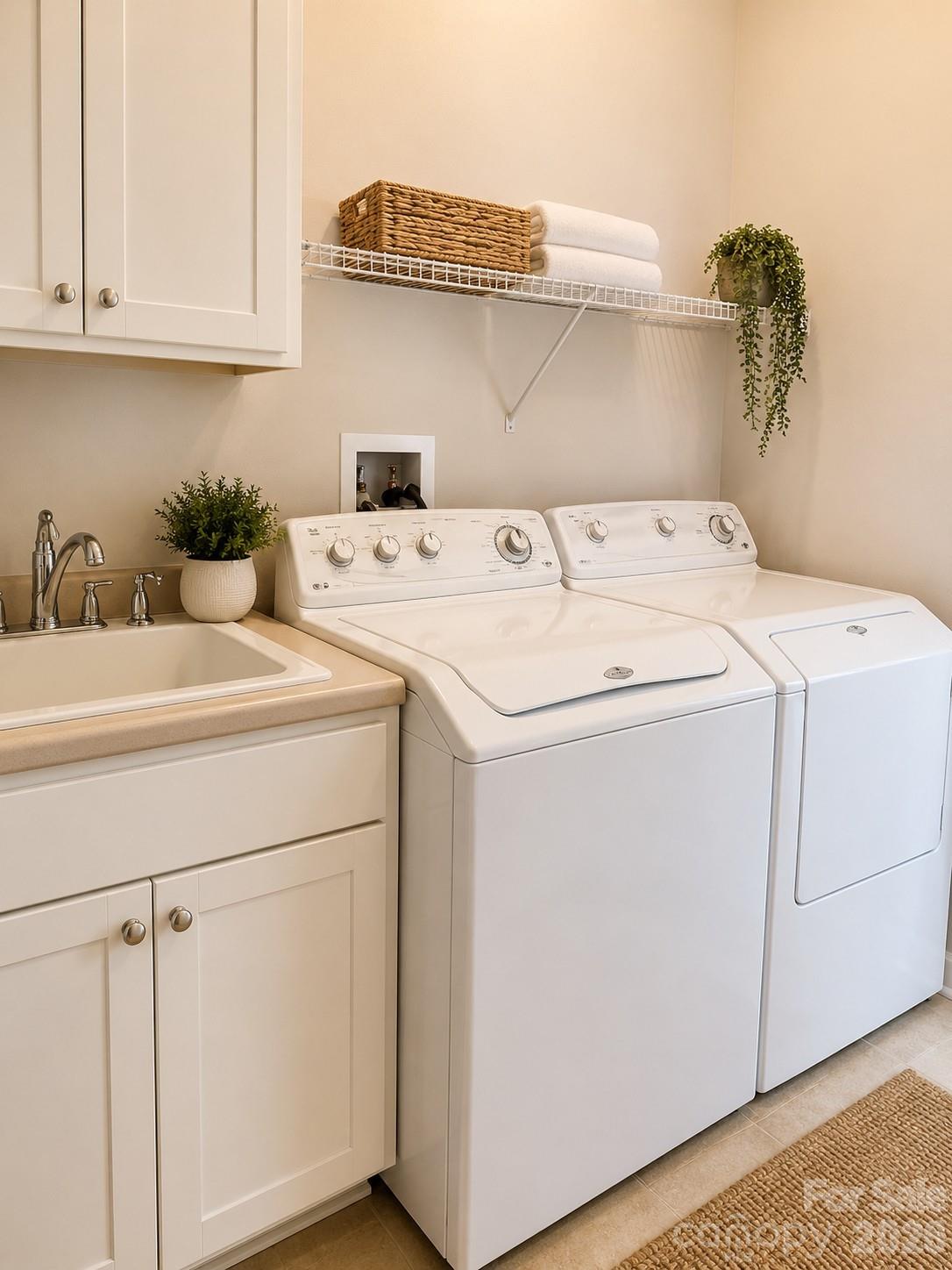 40 Bunker Court — Mills River