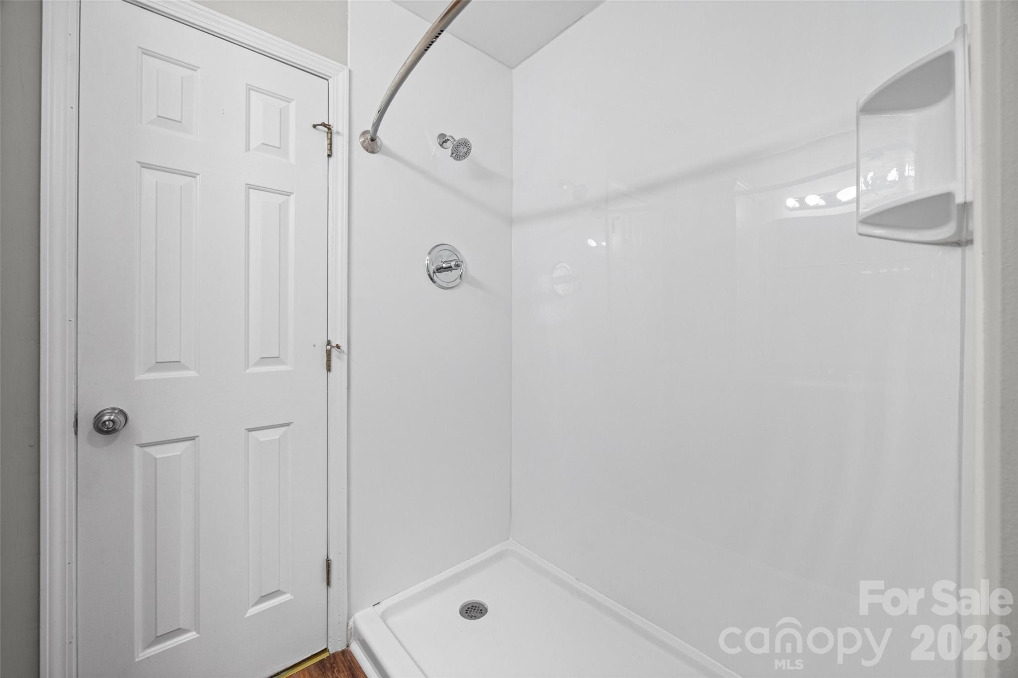 2113 Lennoxshire Square Court — Charlotte