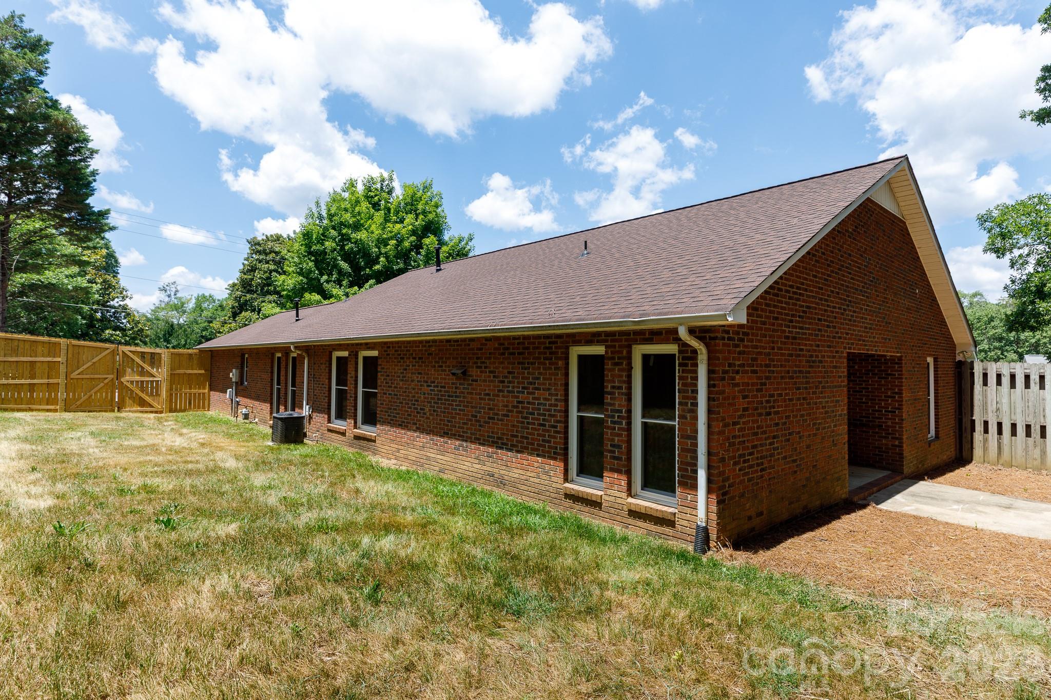 1108 Ebinport Road — Rock Hill