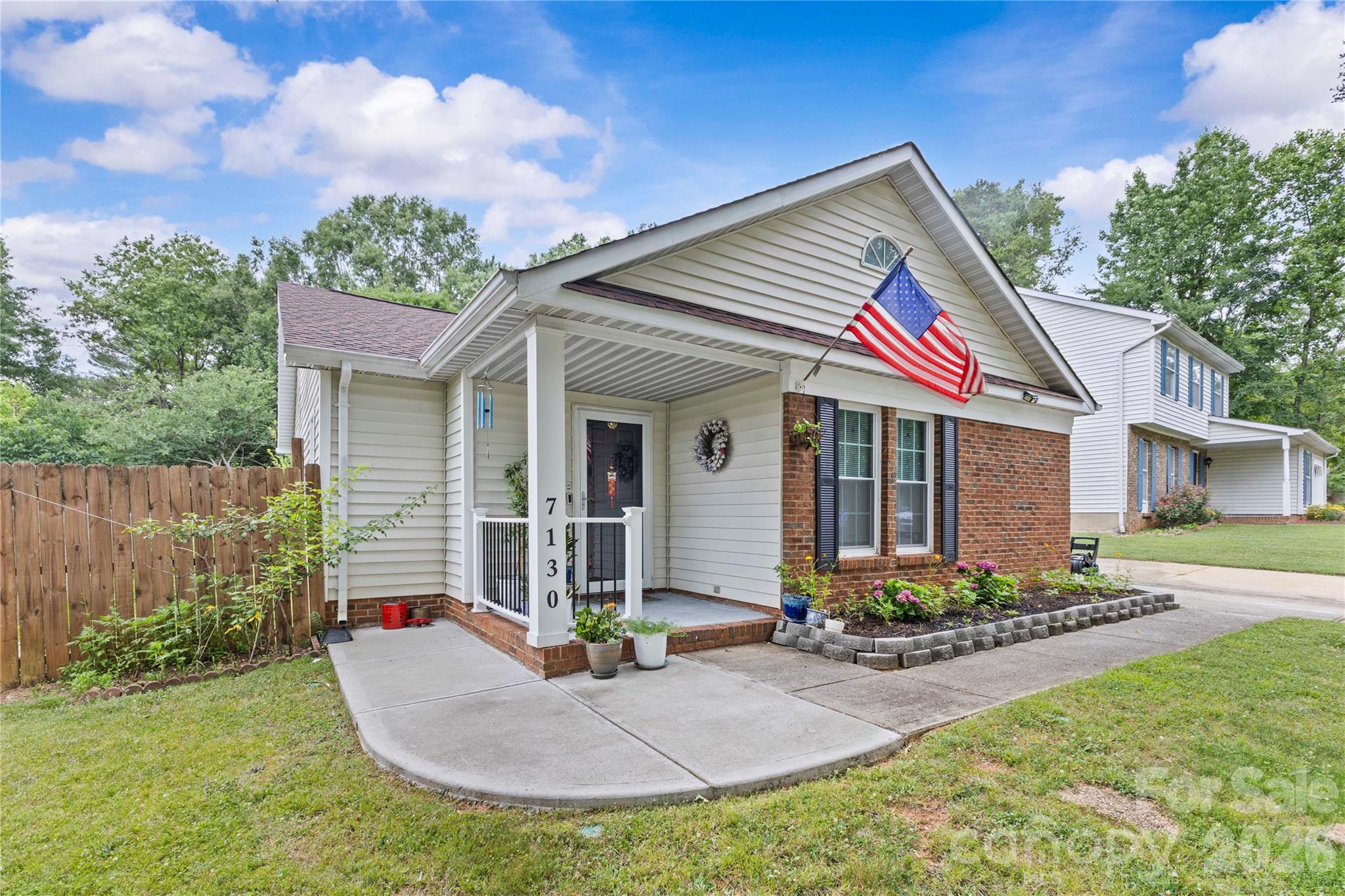 7130 Bluff Wood Cove — Charlotte