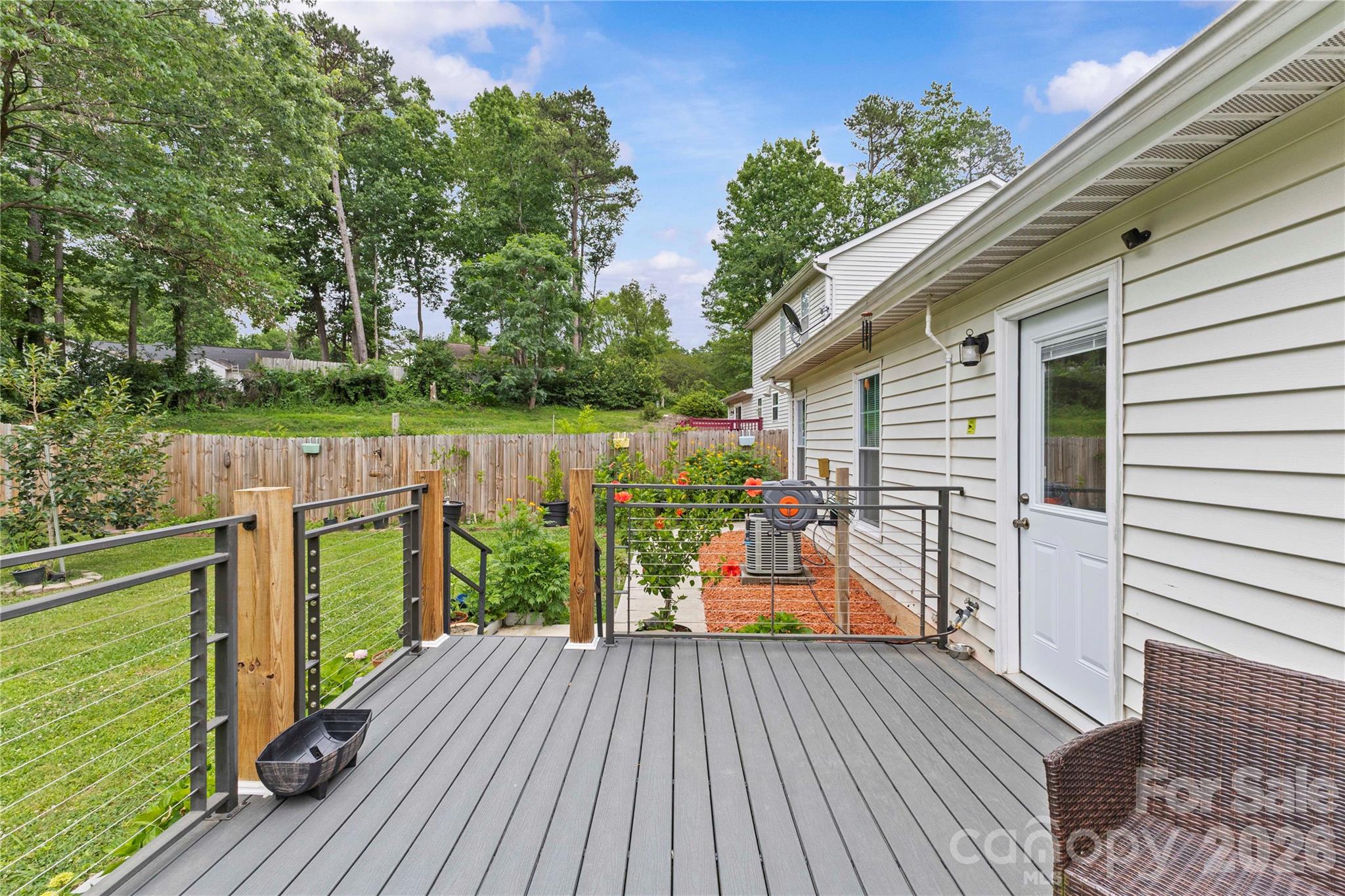 7130 Bluff Wood Cove — Charlotte