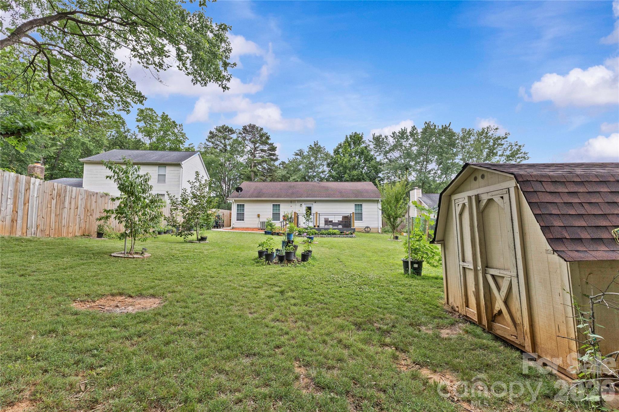 7130 Bluff Wood Cove — Charlotte