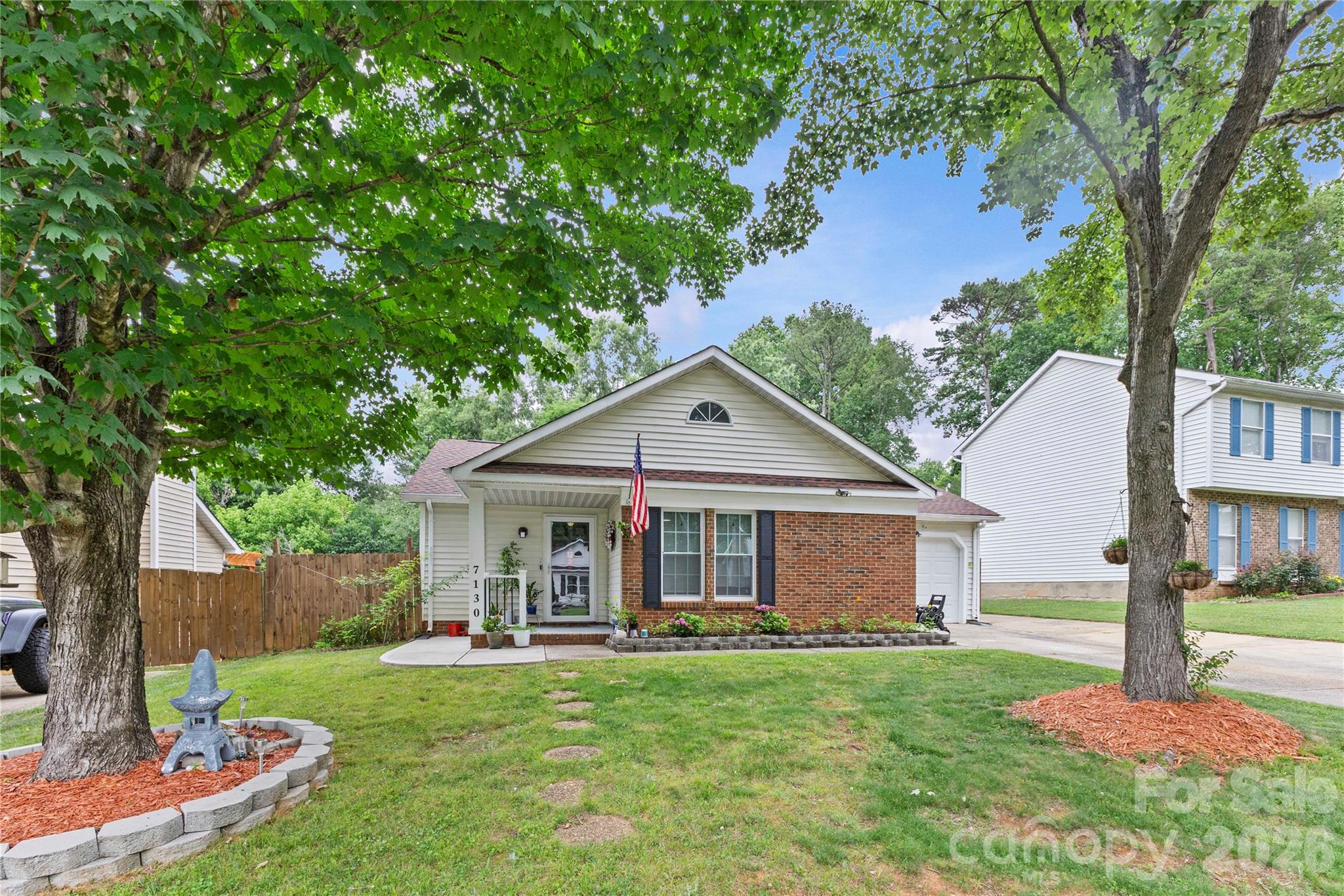 7130 Bluff Wood Cove — Charlotte