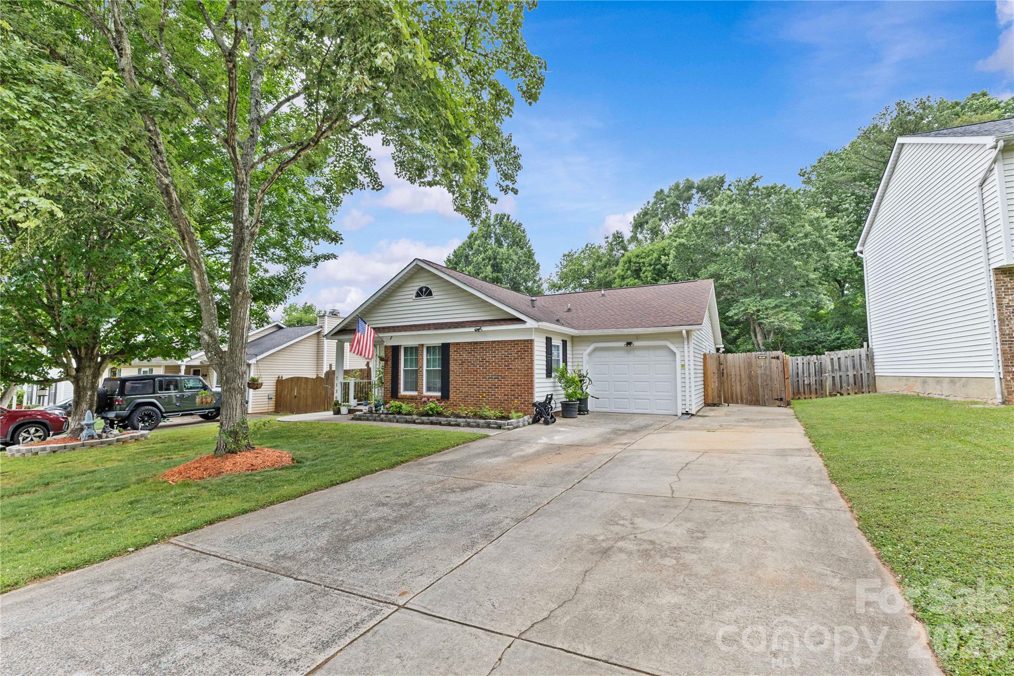 7130 Bluff Wood Cove — Charlotte