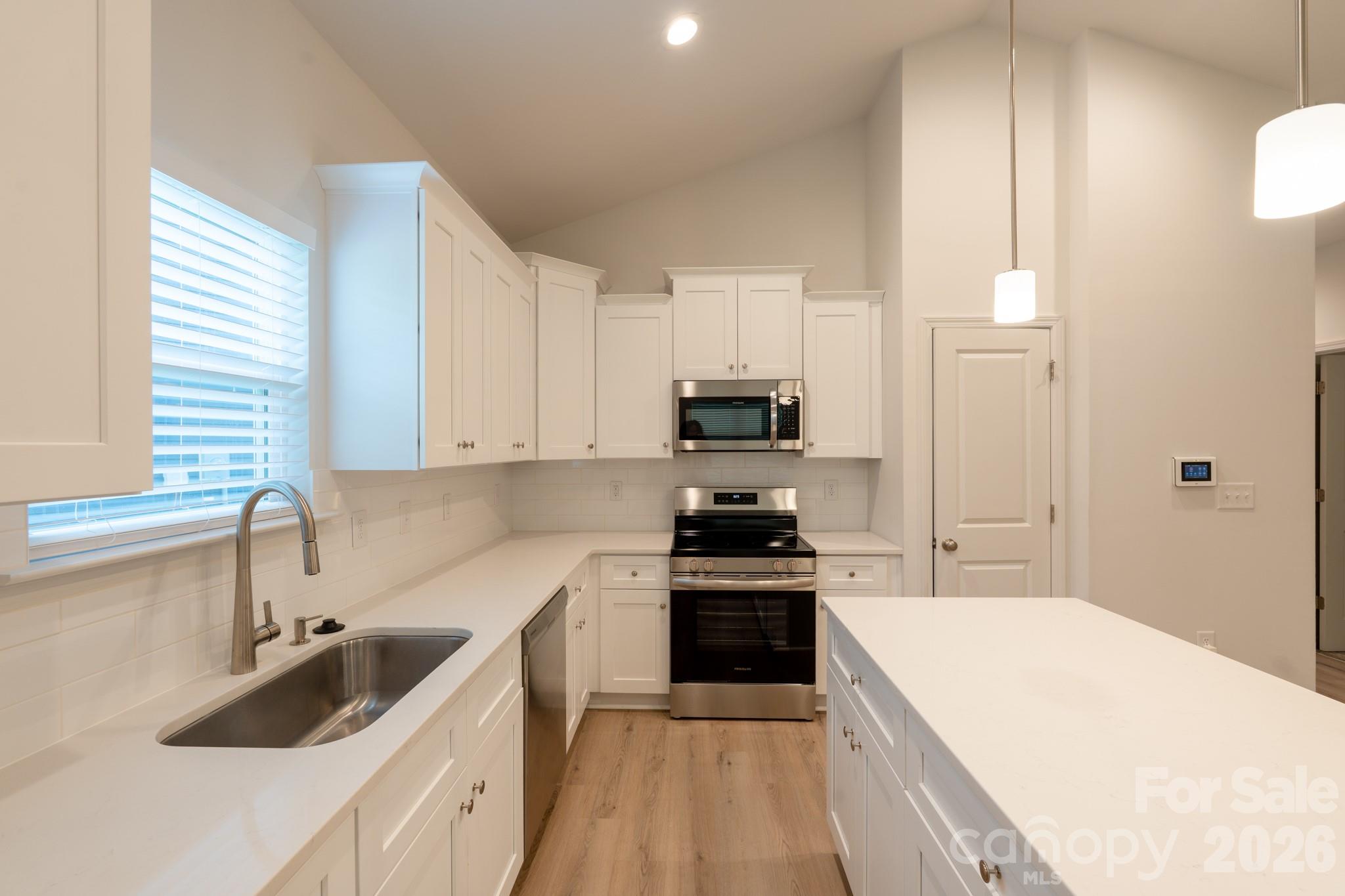 1149 Thayer Glen Court #7 — Charlotte