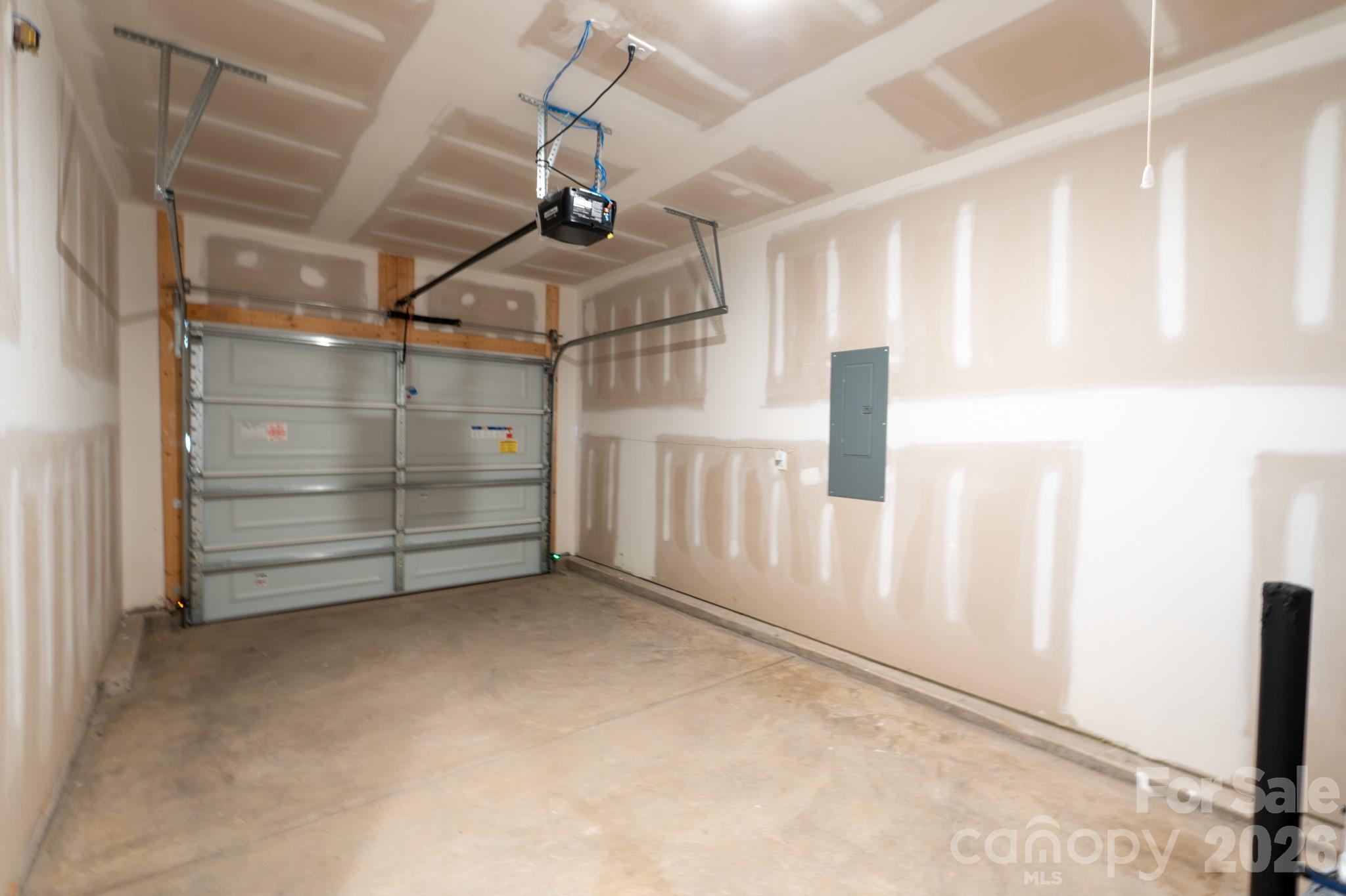 1149 Thayer Glen Court #7 — Charlotte