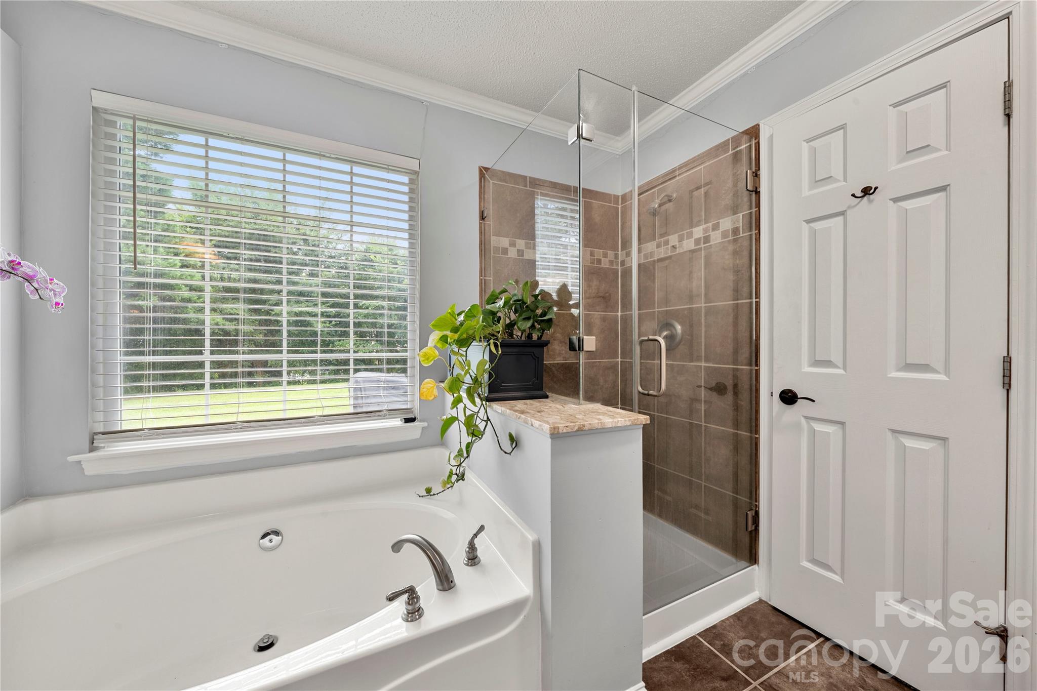 12716 Cumberland Crest Drive — Huntersville