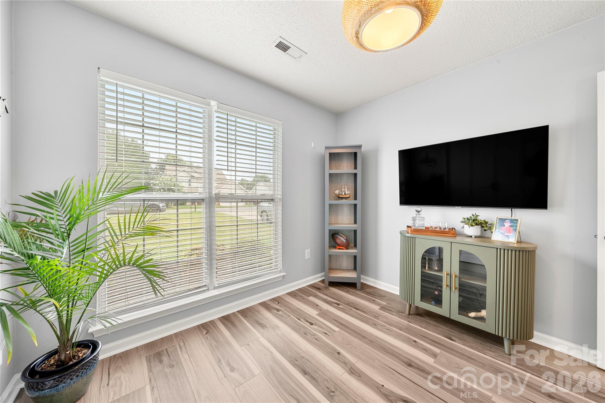12716 Cumberland Crest Drive — Huntersville