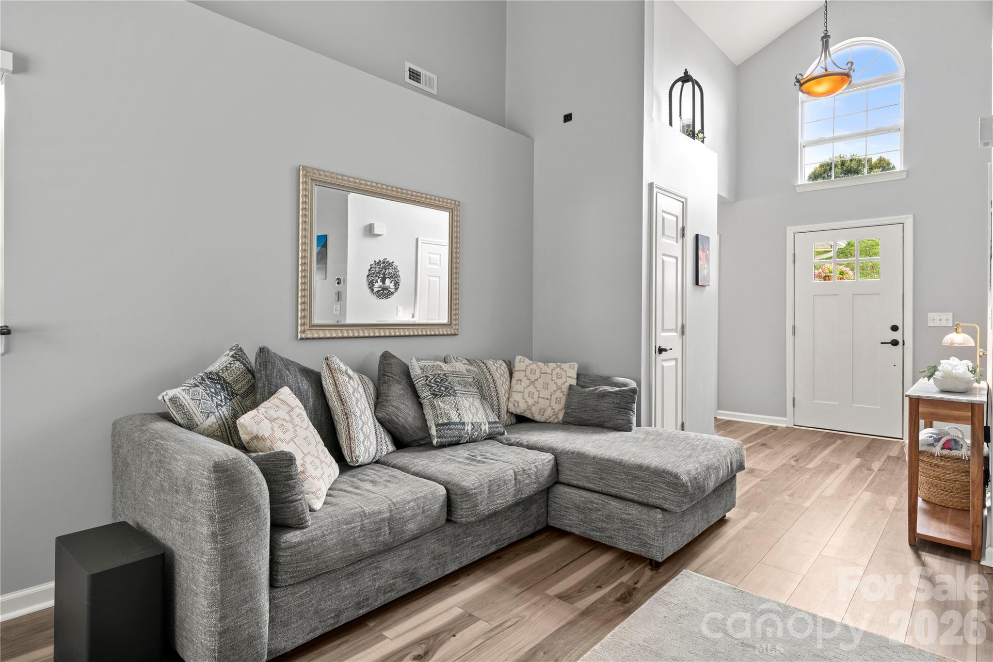 12716 Cumberland Crest Drive — Huntersville