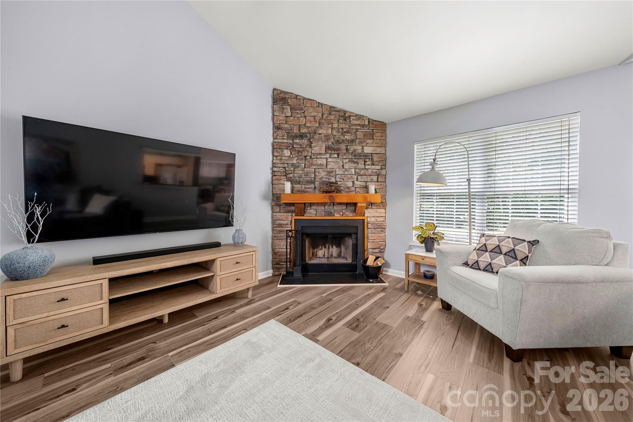 12716 Cumberland Crest Drive — Huntersville