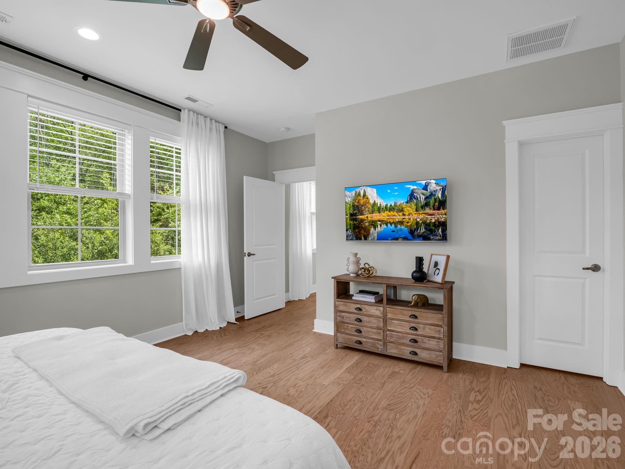 572 Sweet Birch Park Lane — Black Mountain