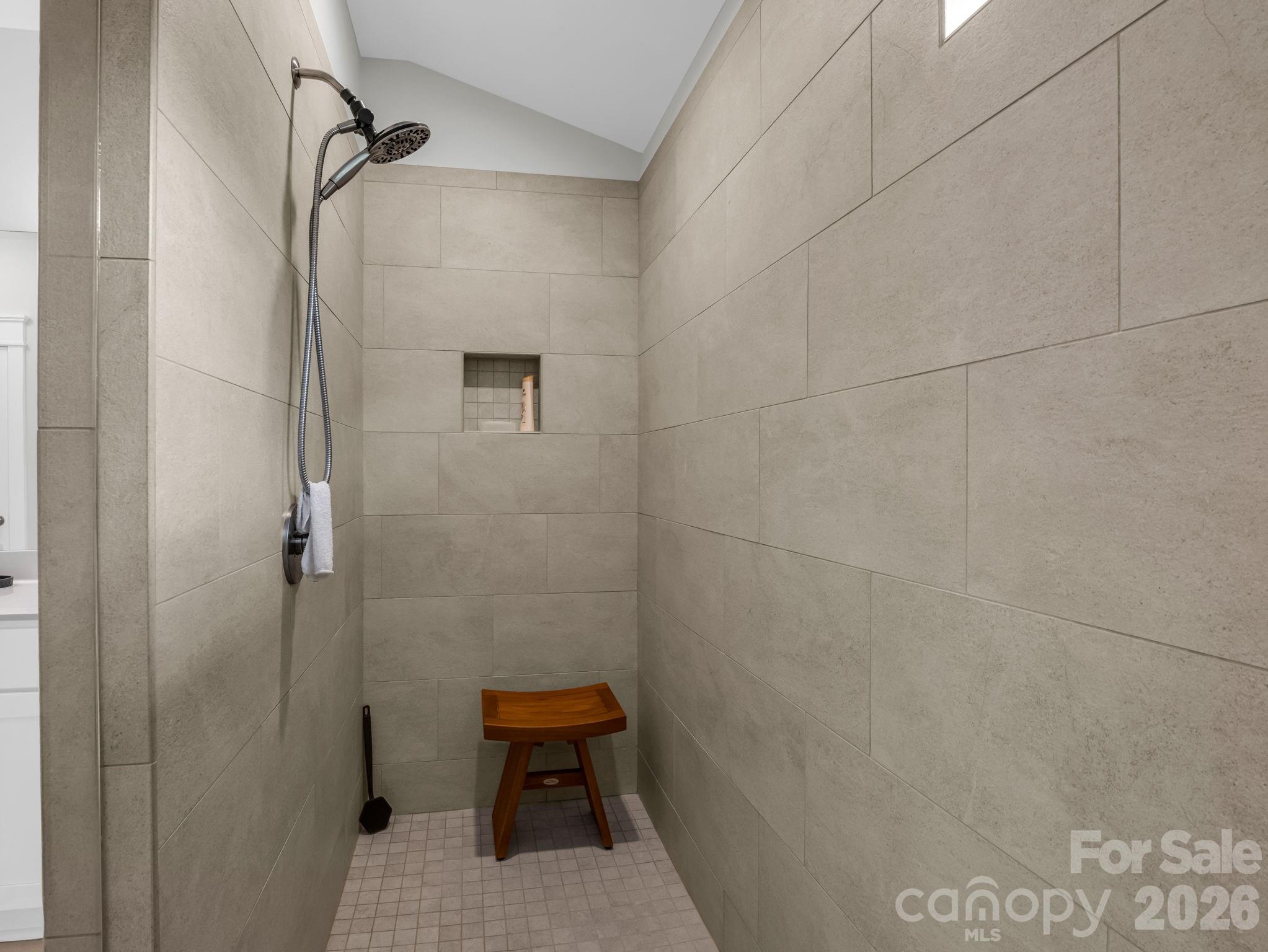572 Sweet Birch Park Lane — Black Mountain