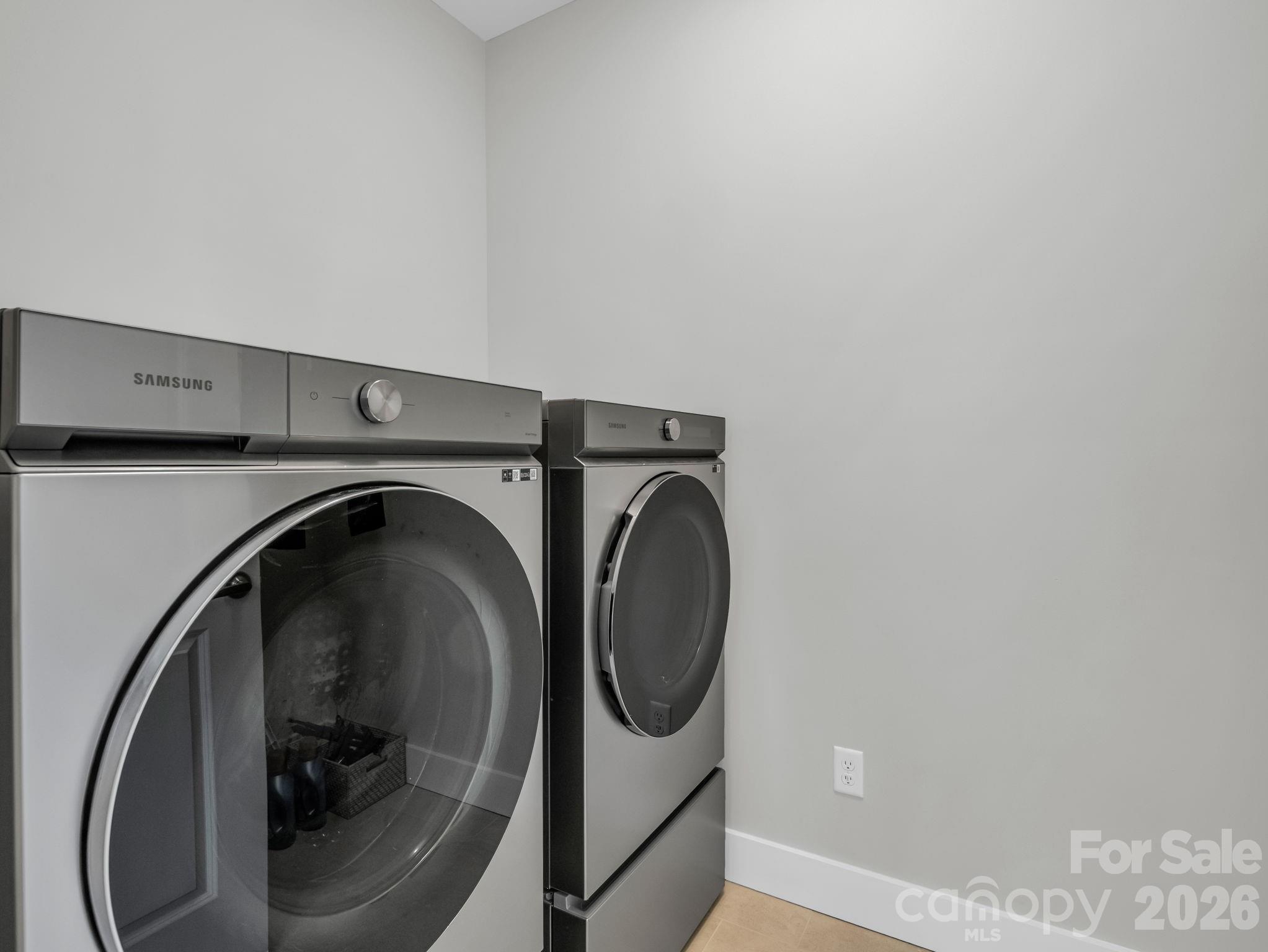 572 Sweet Birch Park Lane — Black Mountain