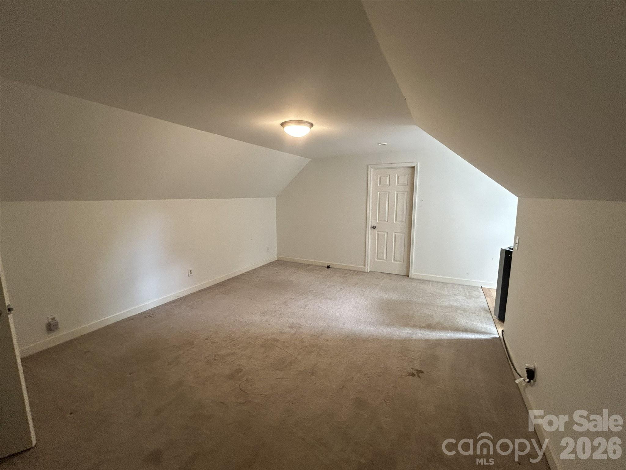 34 England Valley Road — Weaverville