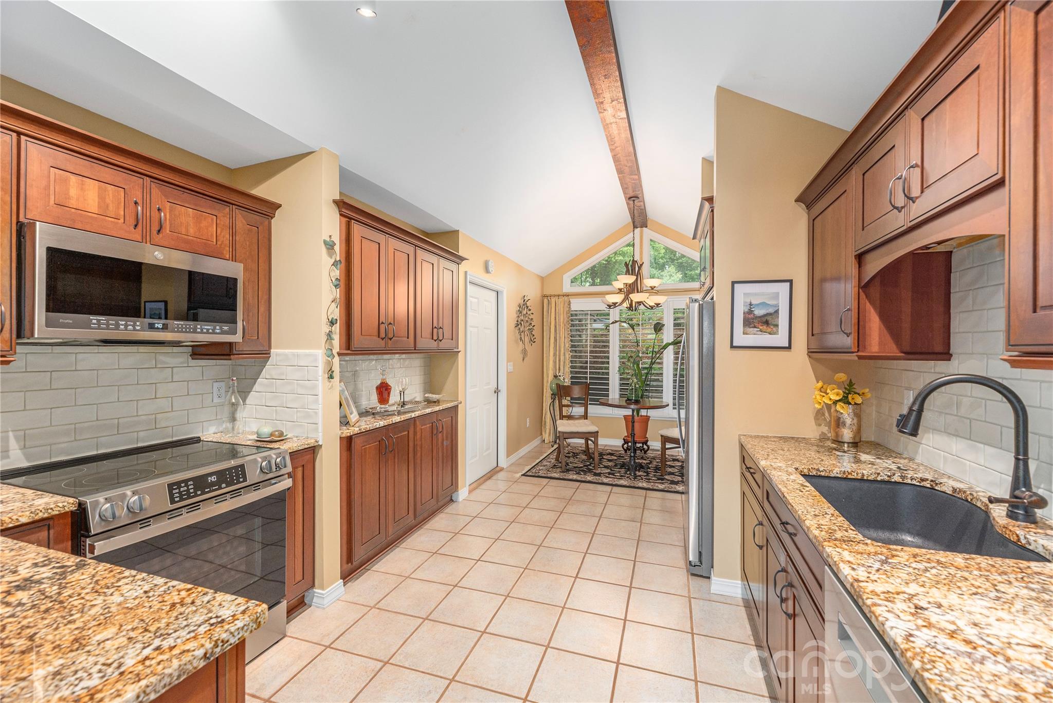 94 Oakcrest Lane — Waynesville