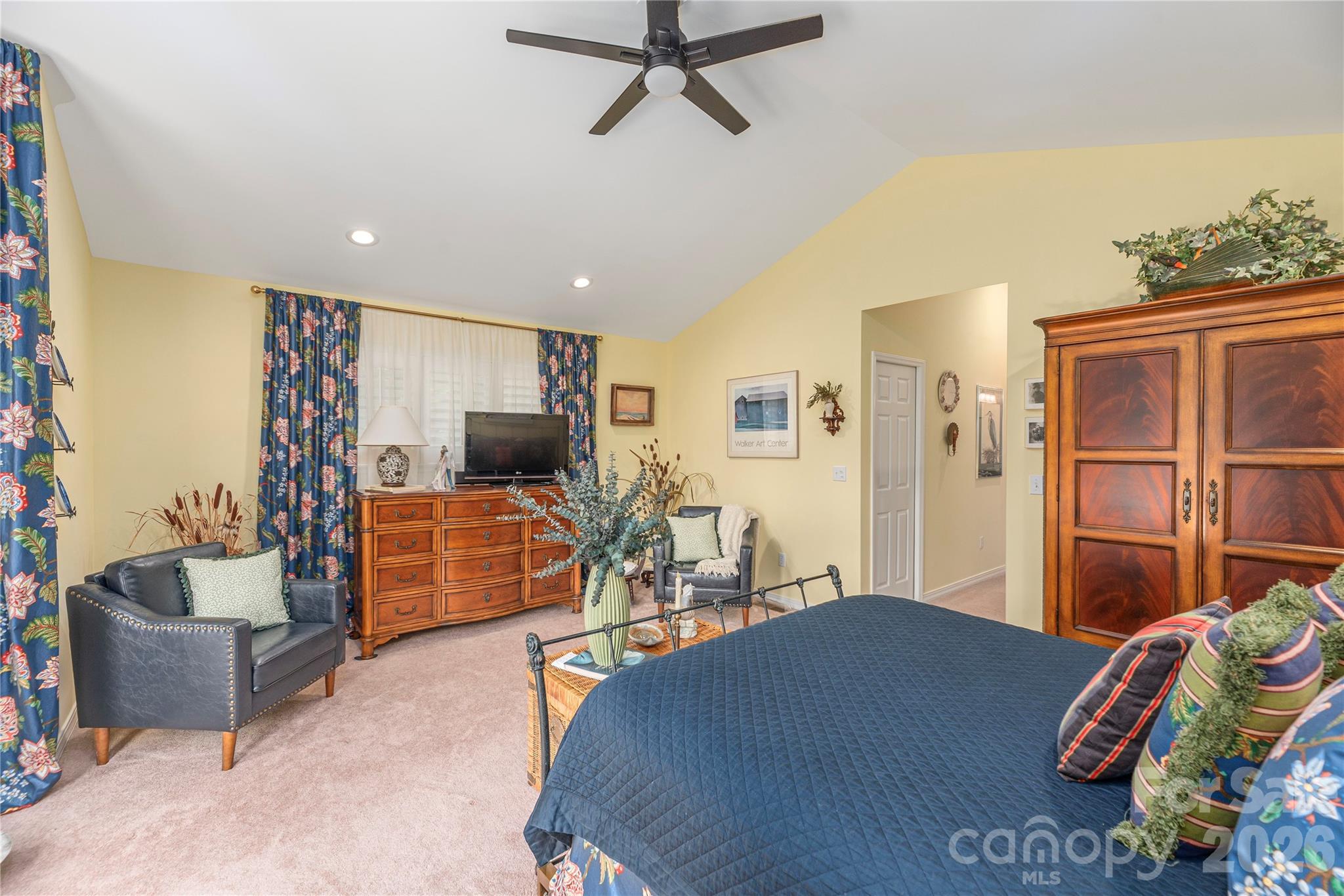 94 Oakcrest Lane — Waynesville