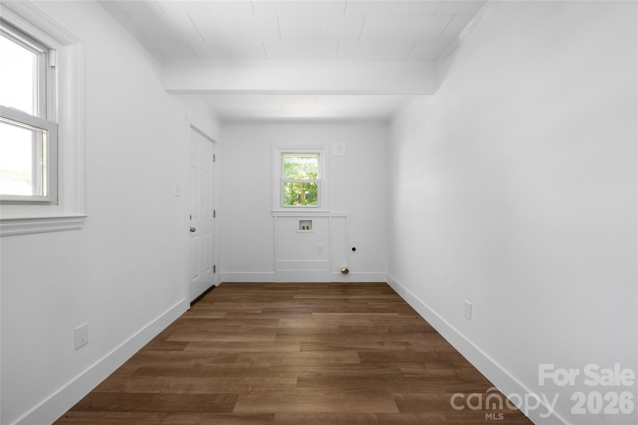 445 Oakwood Avenue — Mooresville
