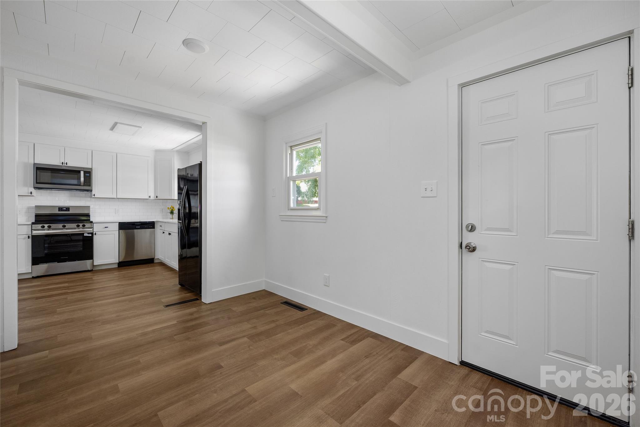 445 Oakwood Avenue — Mooresville