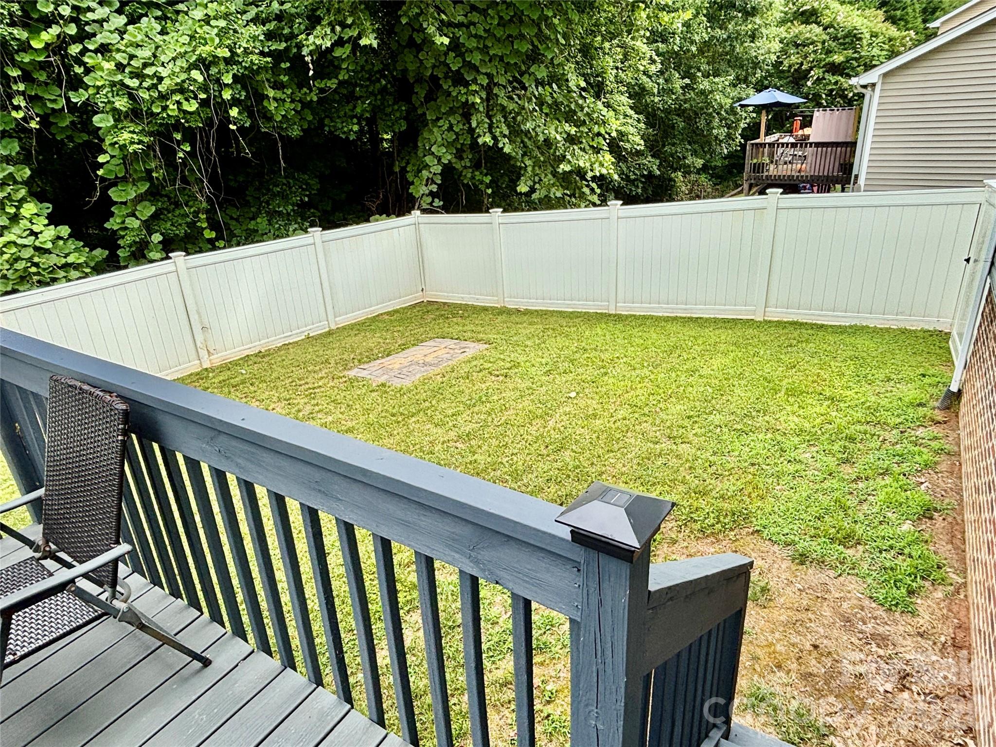 229 17th Avenue SE — Hickory