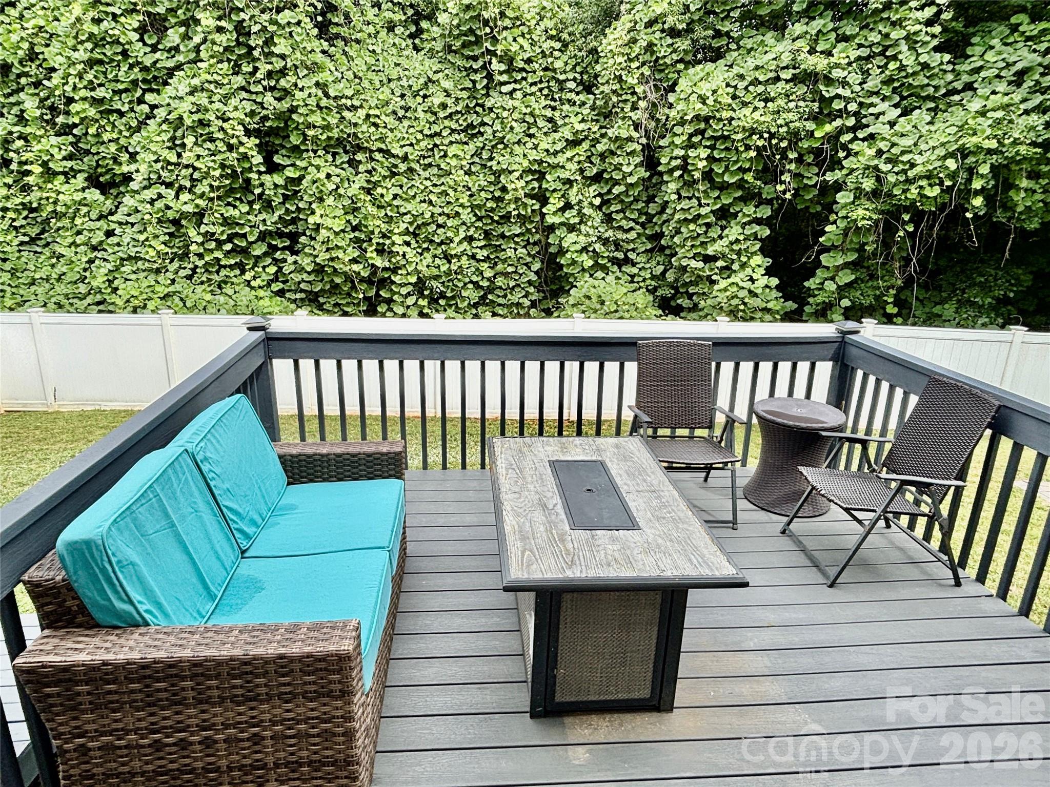 229 17th Avenue SE — Hickory