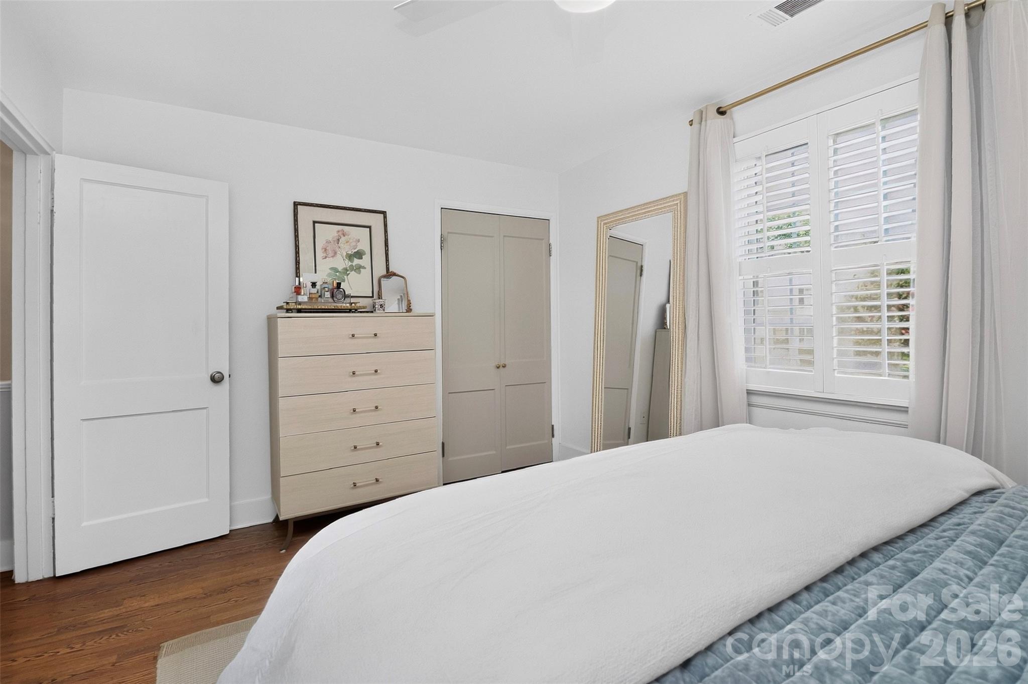 219 Wakefield Drive — Charlotte