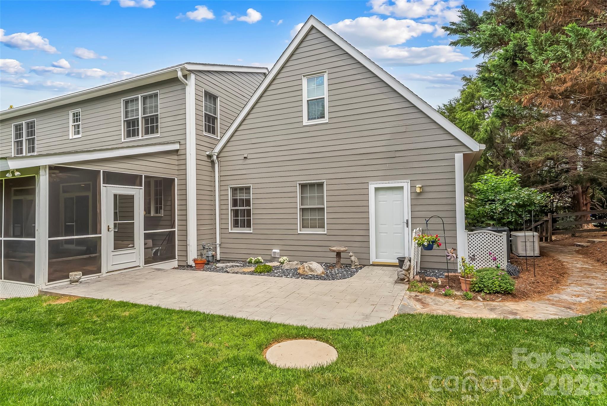 6 Southbrook Drive — Fletcher