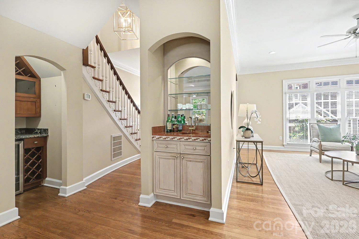 1120 Dilworth Crescent Row — Charlotte