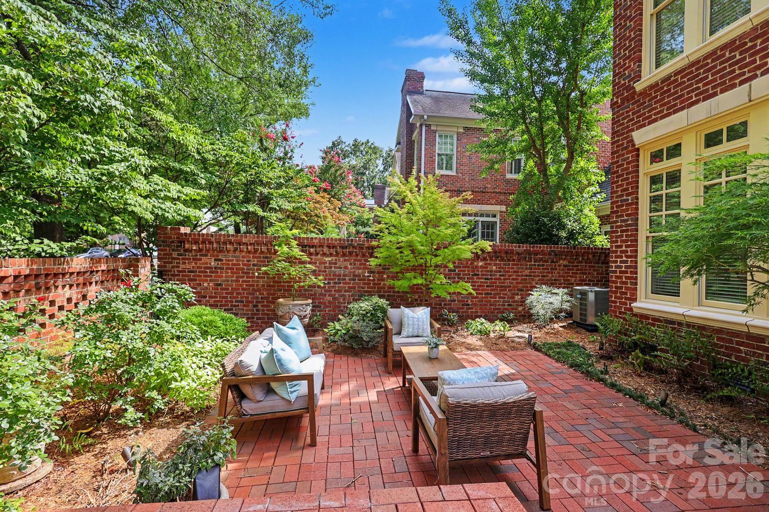 1120 Dilworth Crescent Row — Charlotte