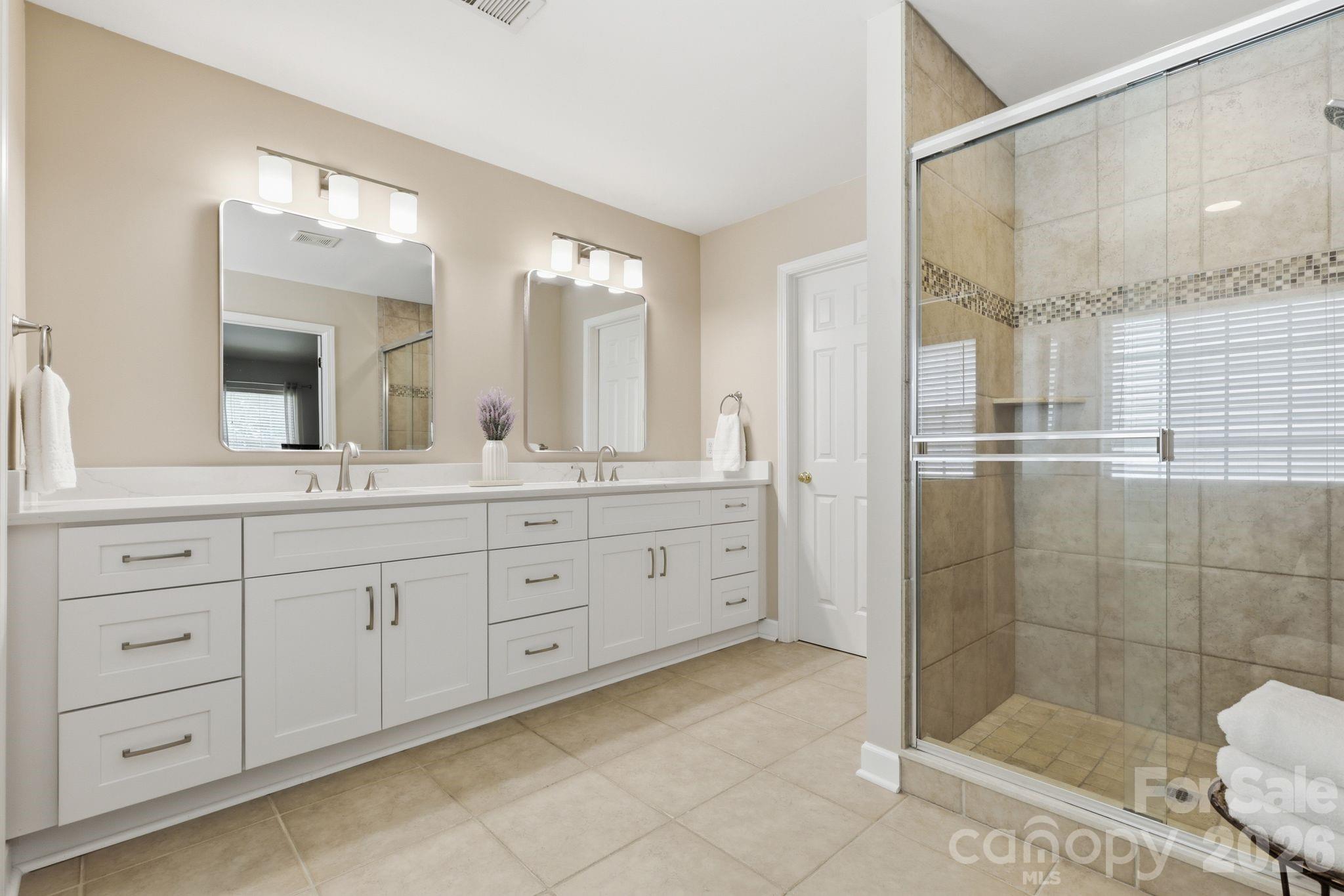 12044 Humboldt Drive — Charlotte