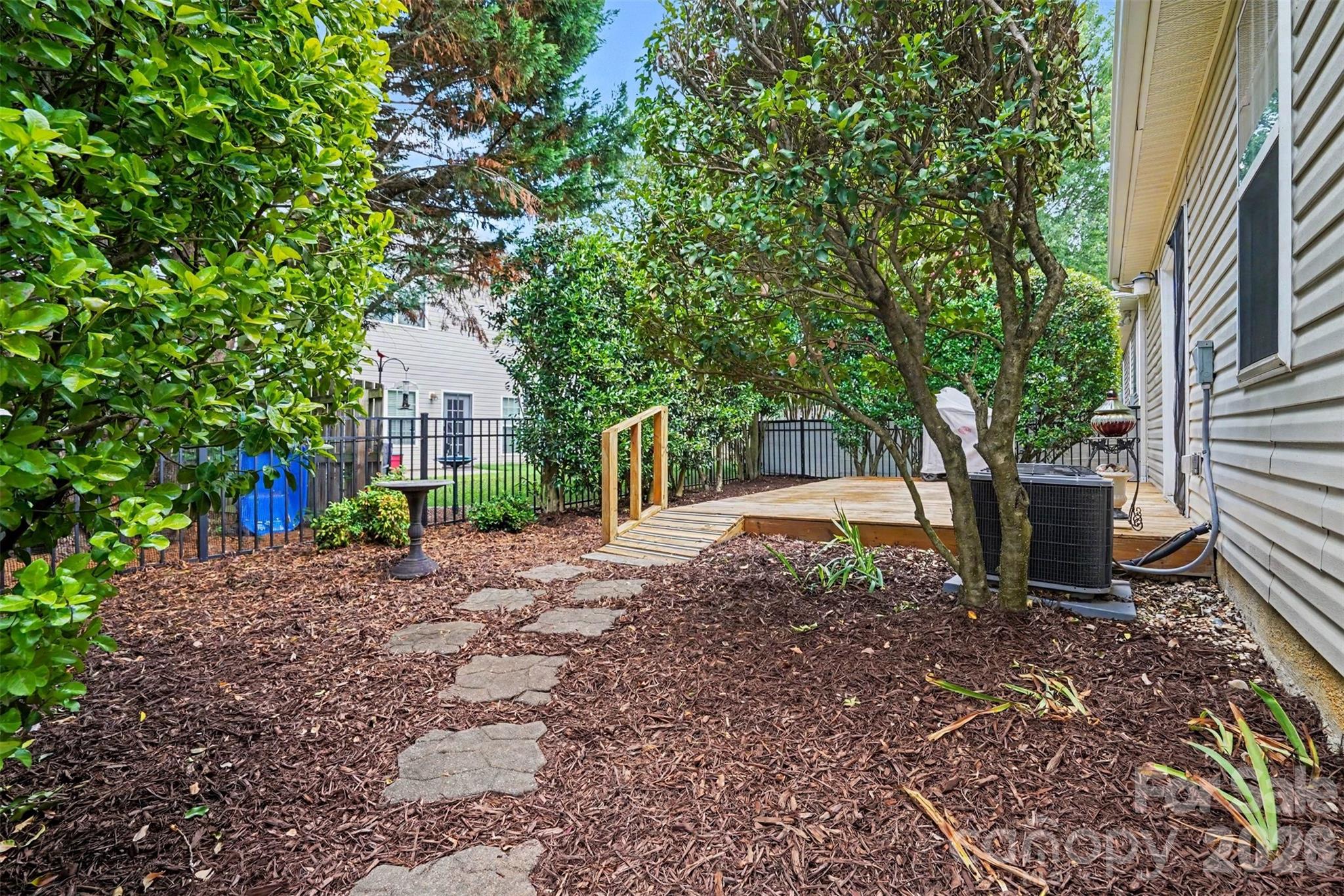 9640 Storybook Avenue NW — Concord
