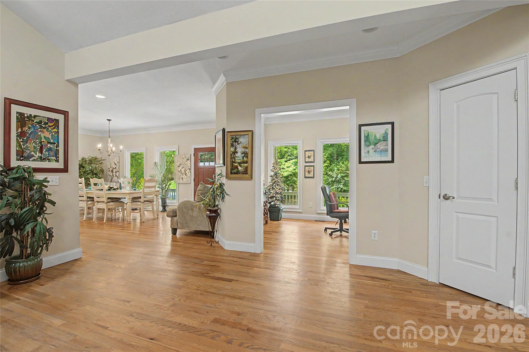 312 Benjamin Way — Hendersonville