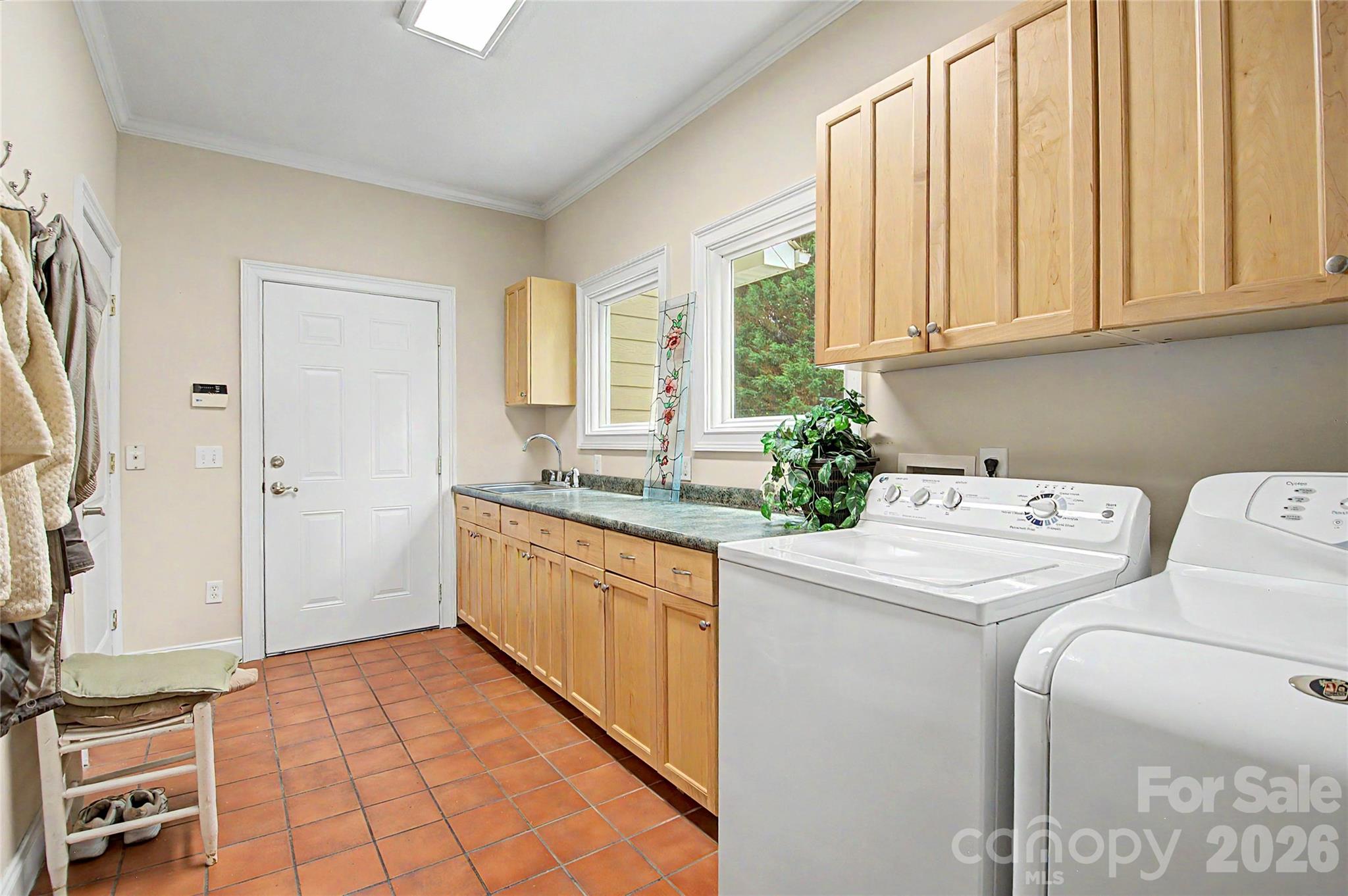312 Benjamin Way — Hendersonville