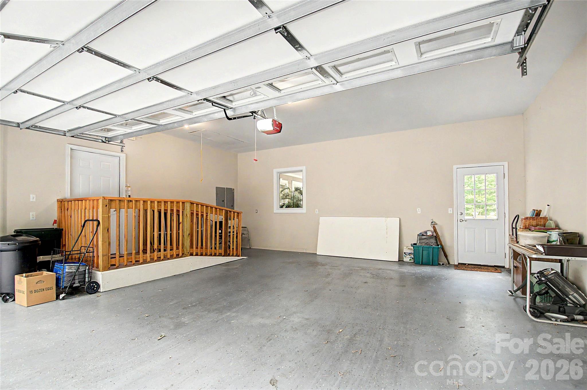 312 Benjamin Way — Hendersonville
