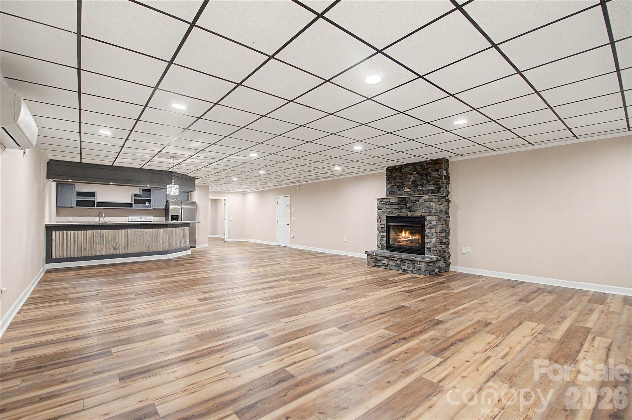 312 Benjamin Way — Hendersonville