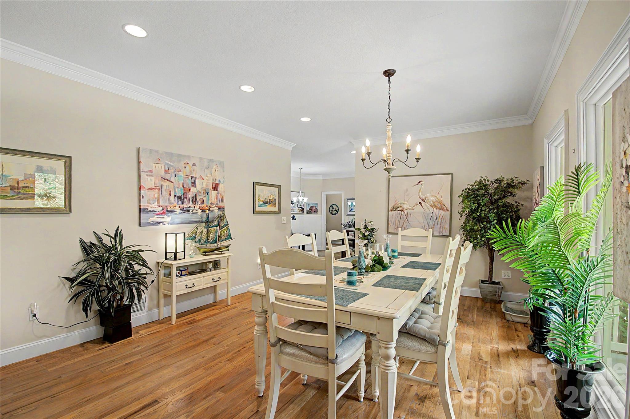 312 Benjamin Way — Hendersonville