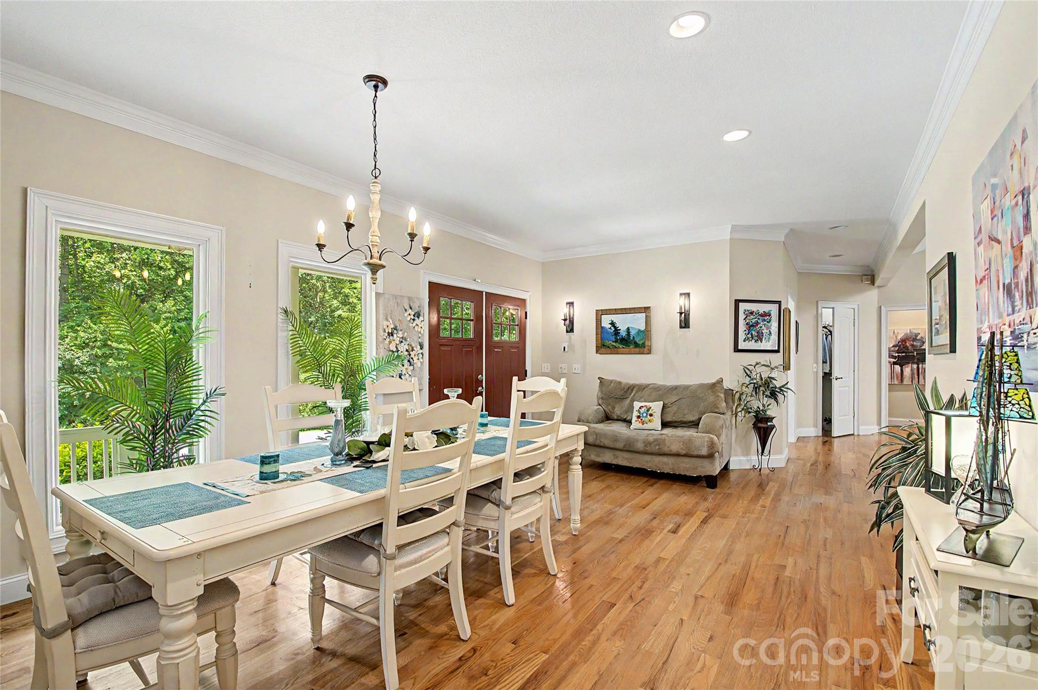 312 Benjamin Way — Hendersonville