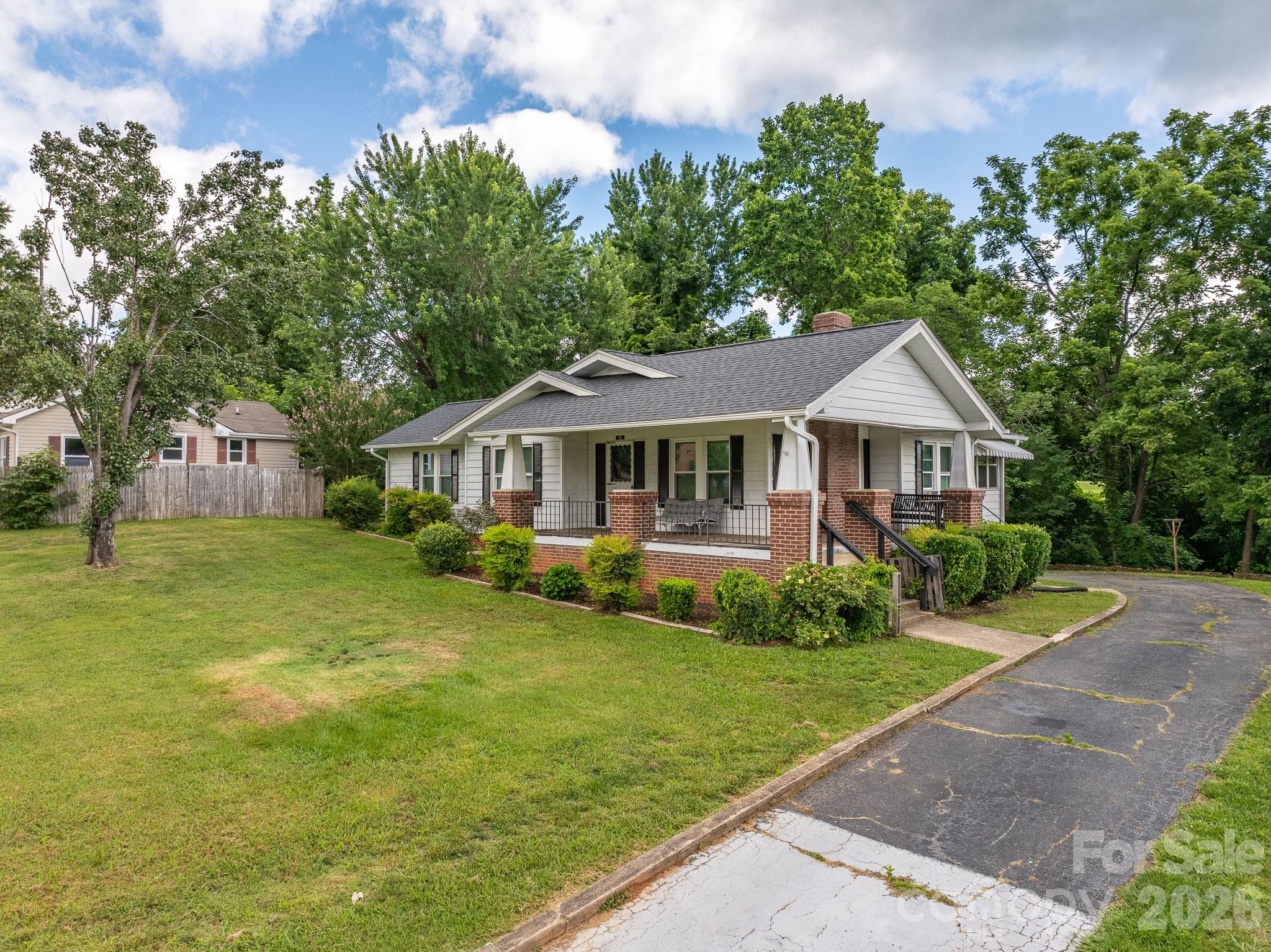 46 Gilkey Street — Marion