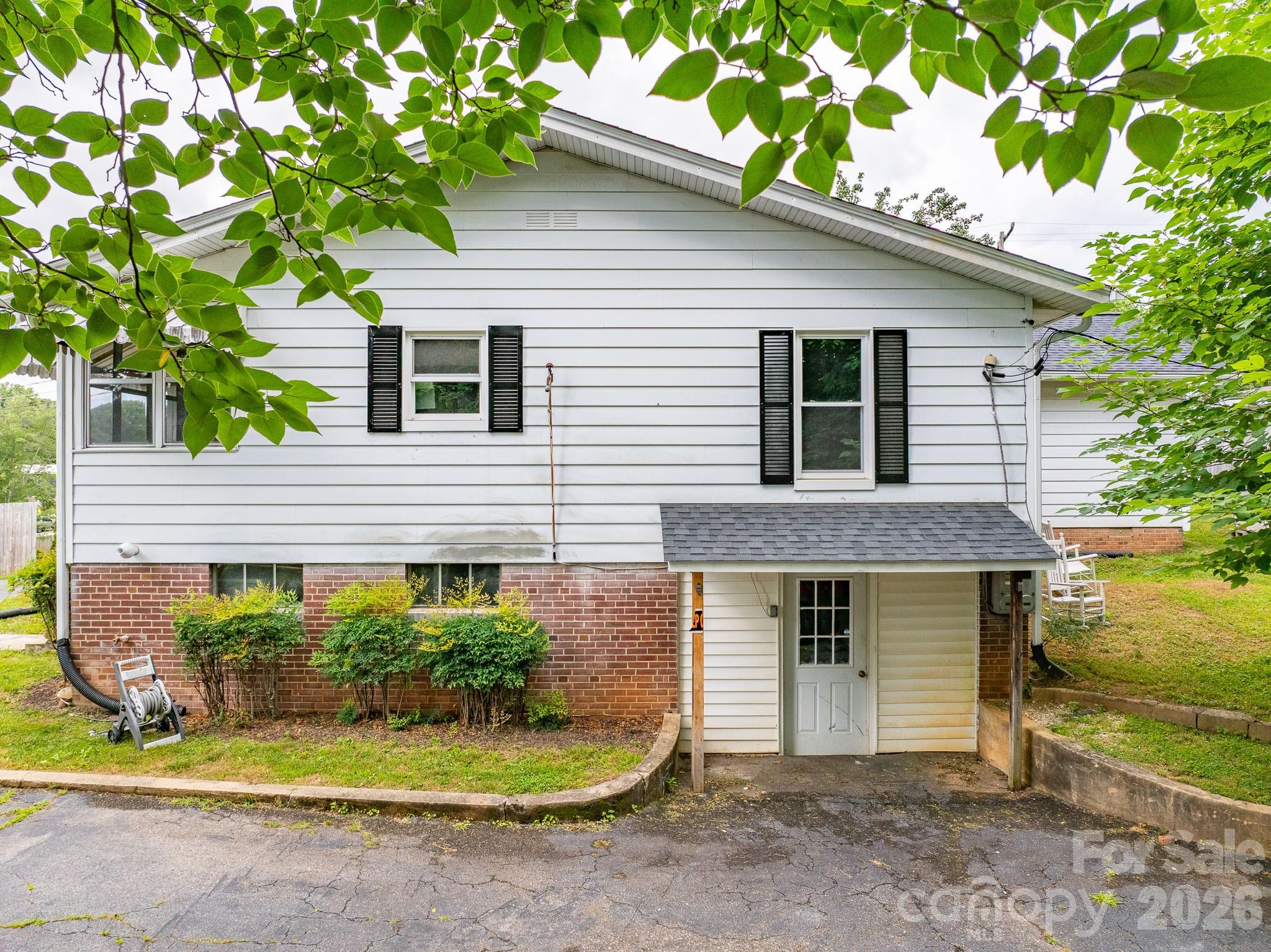 46 Gilkey Street — Marion
