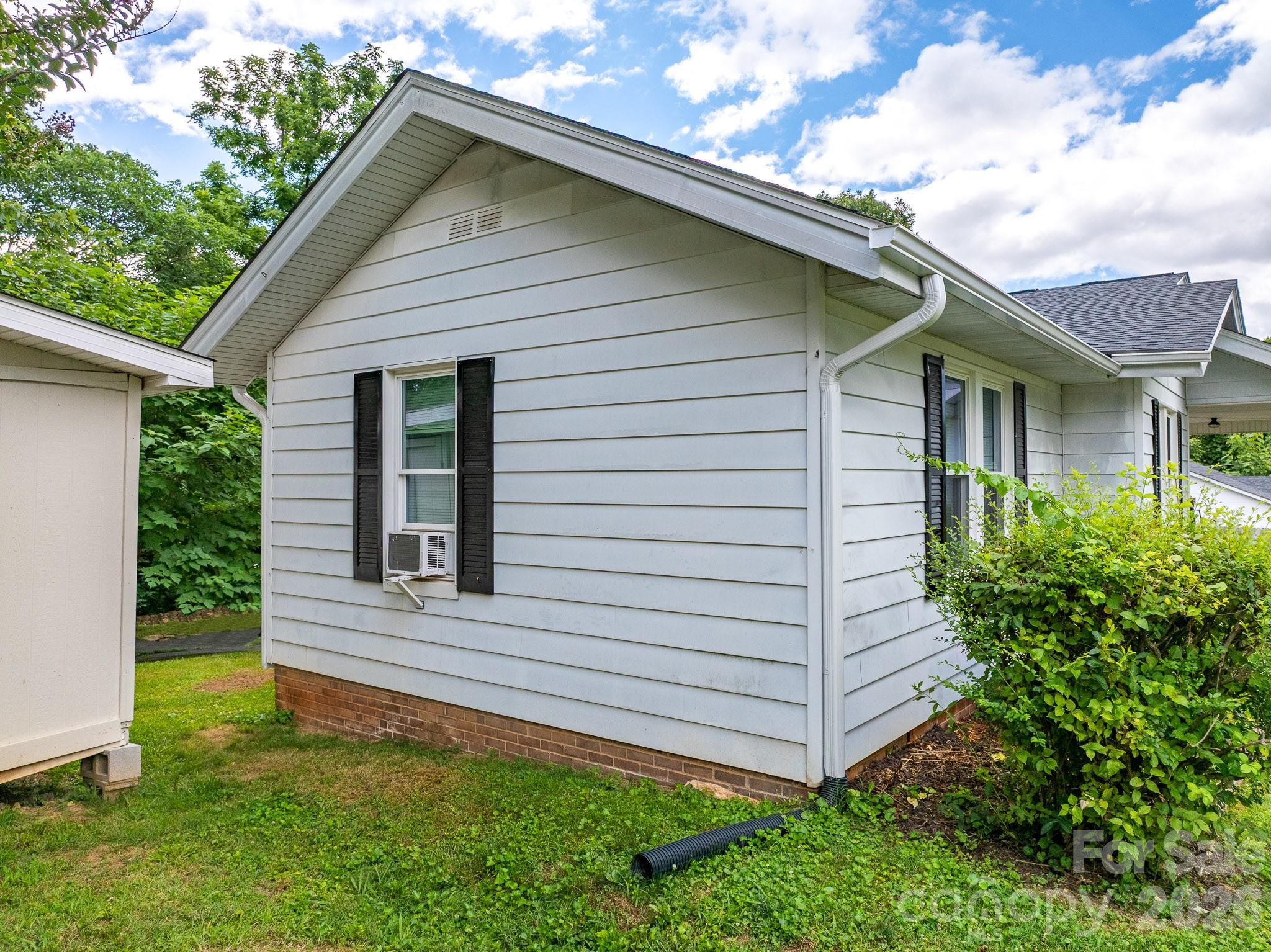 46 Gilkey Street — Marion