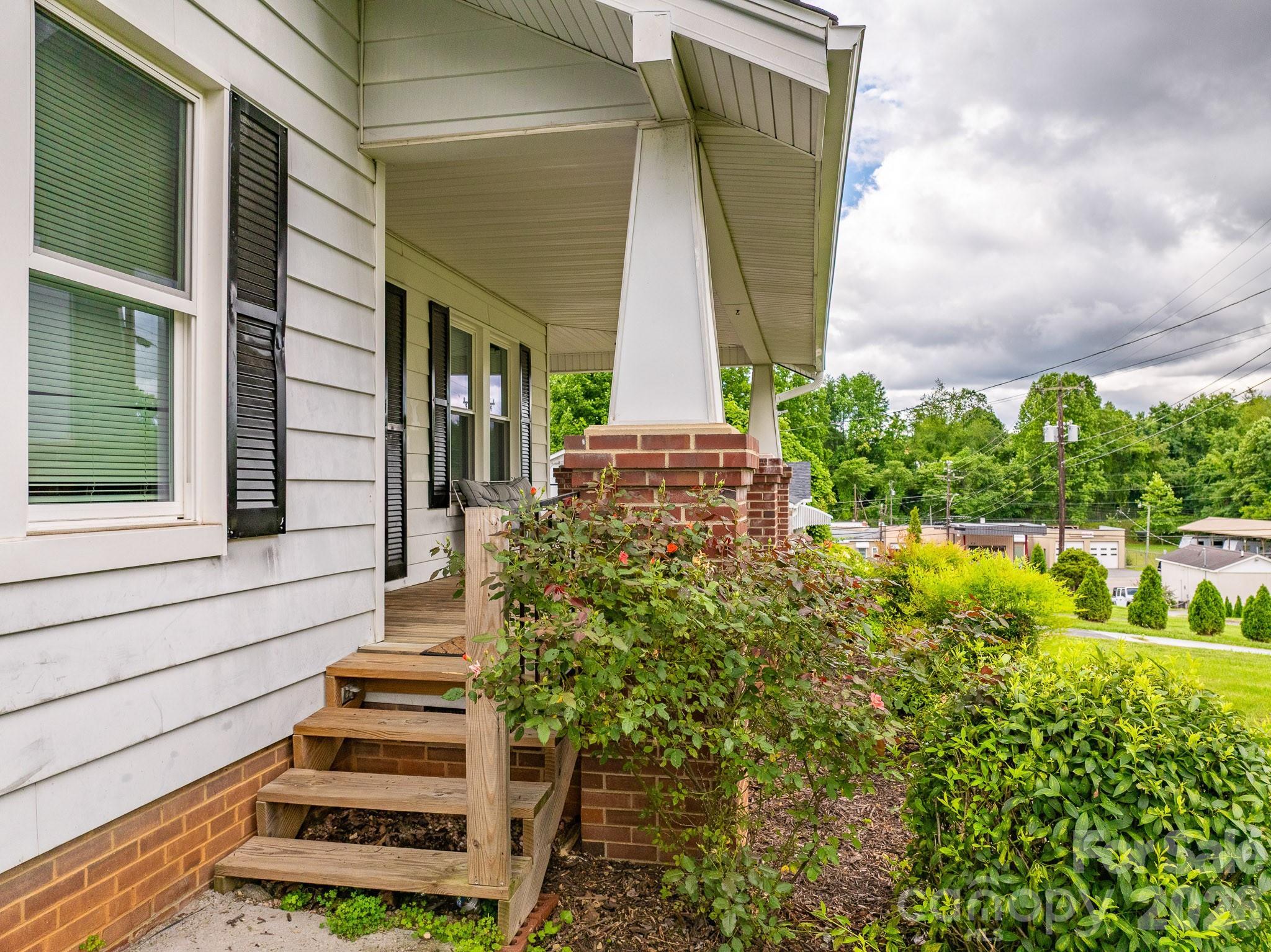 46 Gilkey Street — Marion